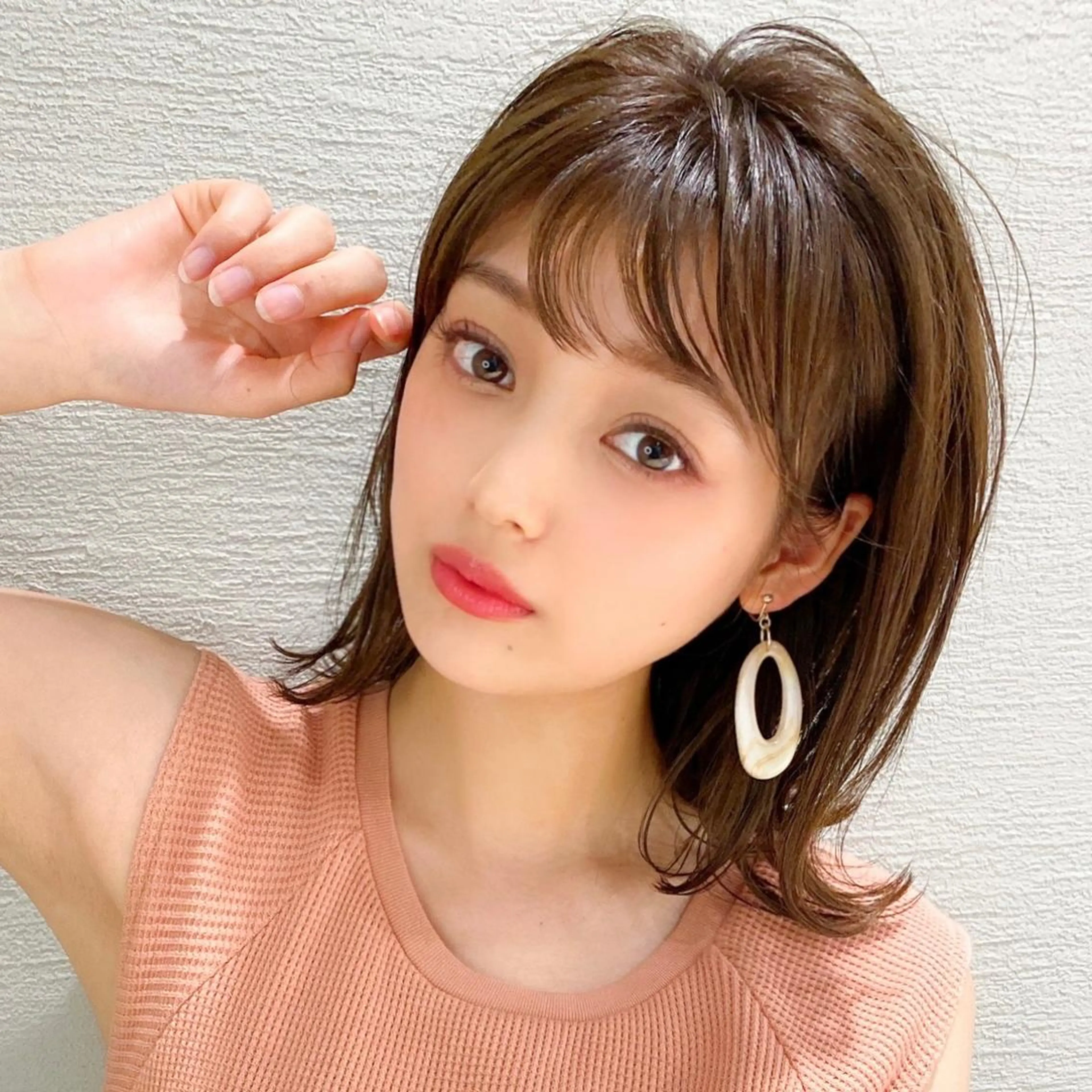 ミディアム カラー 外ハネヘア カット トリートメント 髪質改善/ レイヤーカット金井翔のヘアスタイル