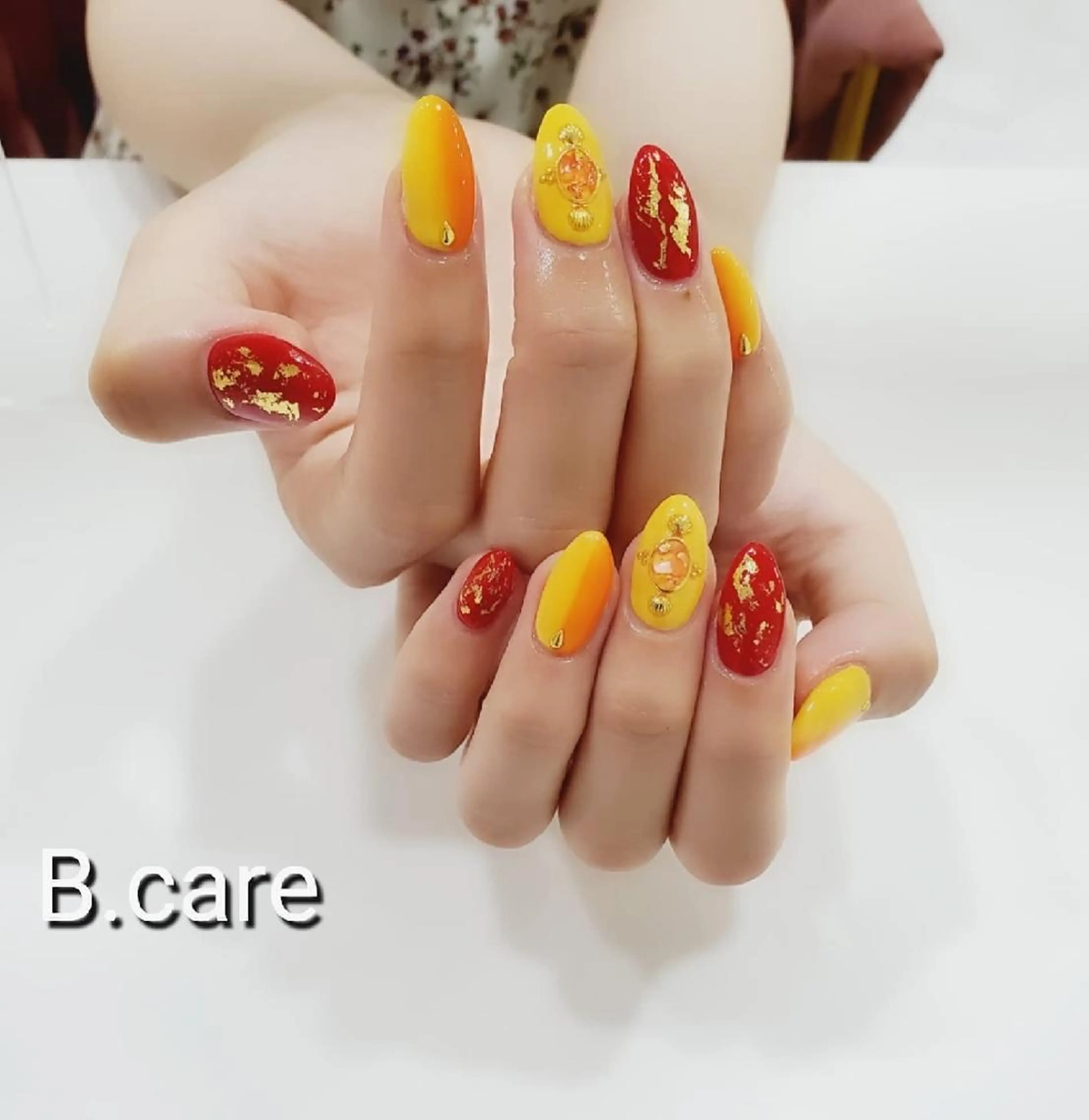 ネイル グラデーション B.care自由ヶ丘所属・早坂  のネイルデザイン