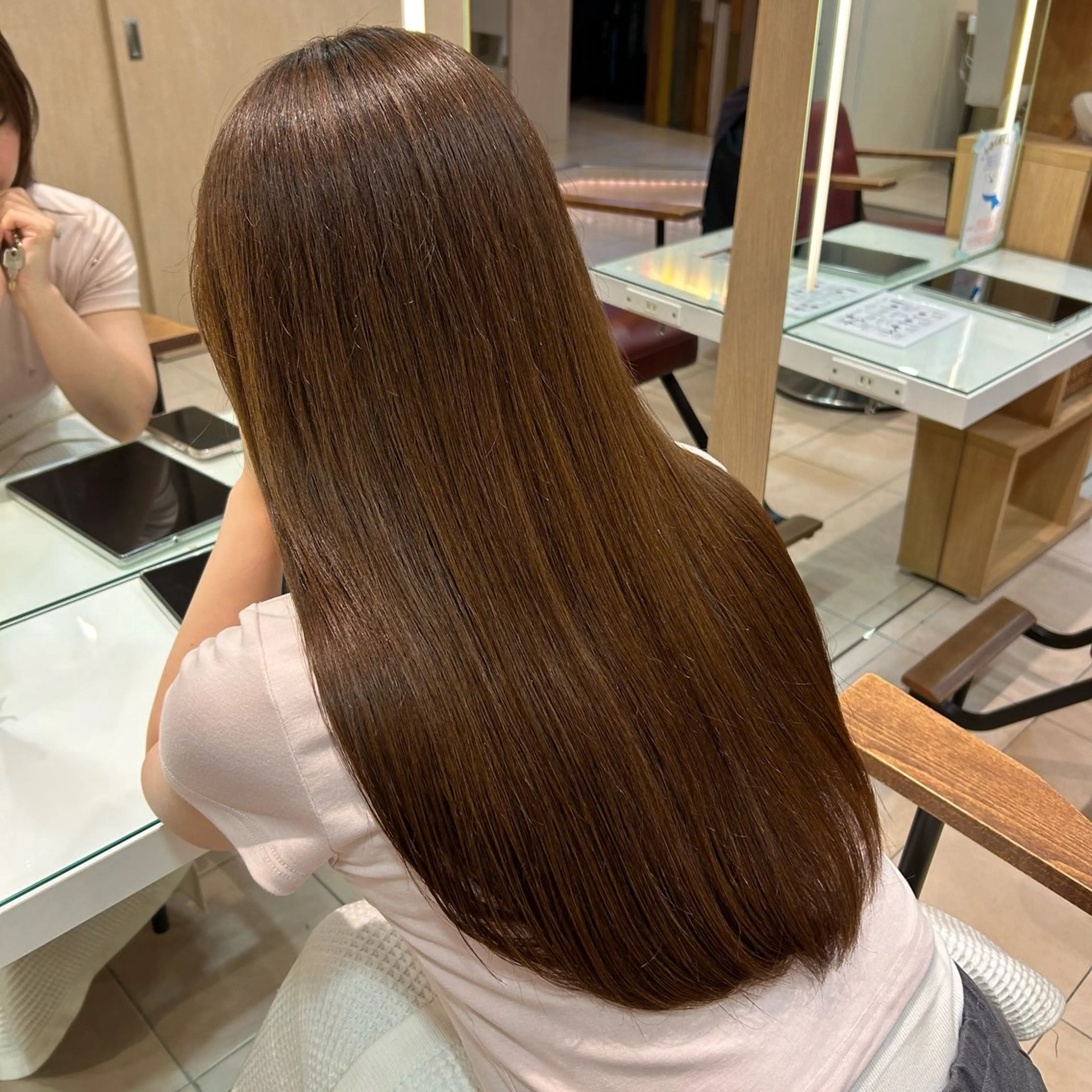 ロング 🫧透明感明るめカラ ー🫧大西あずきのヘアスタイル