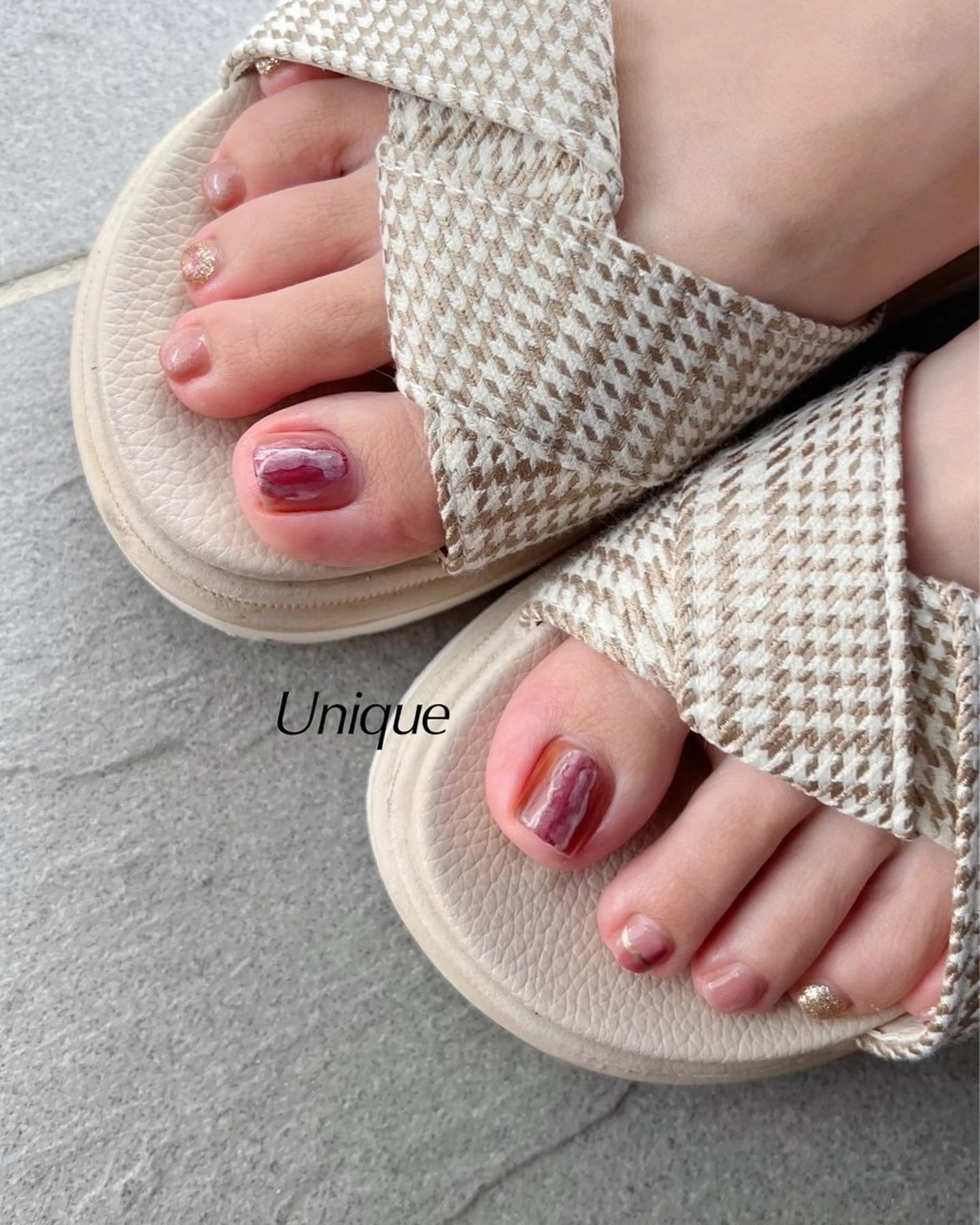 ネイル フットネイル Unique 【ユニーク】のネイルデザイン