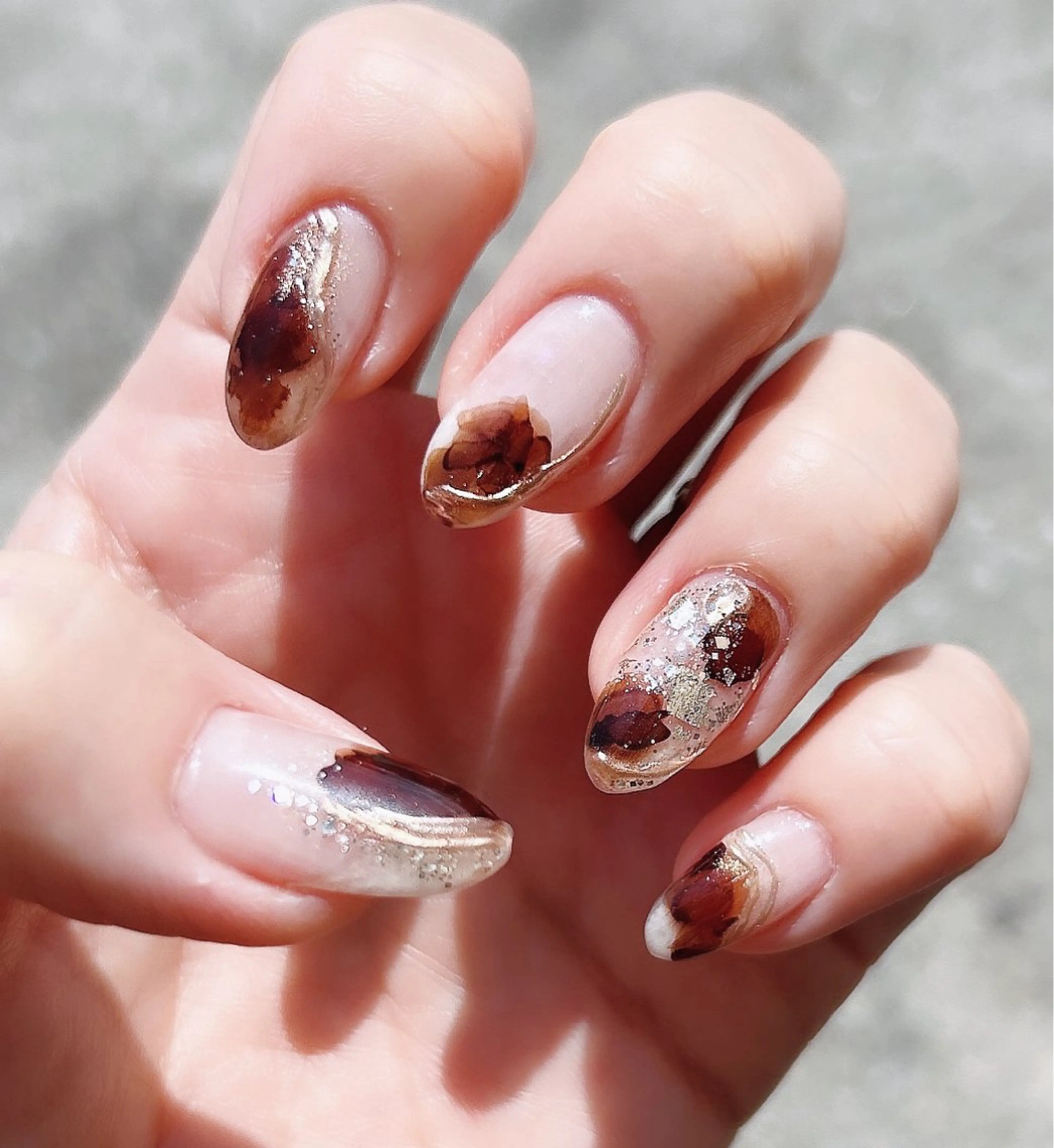 ネイル ブラウン ニュアンスネイル ハンドネイル takamin._.nail所属・t. takamiのネイルデザイン