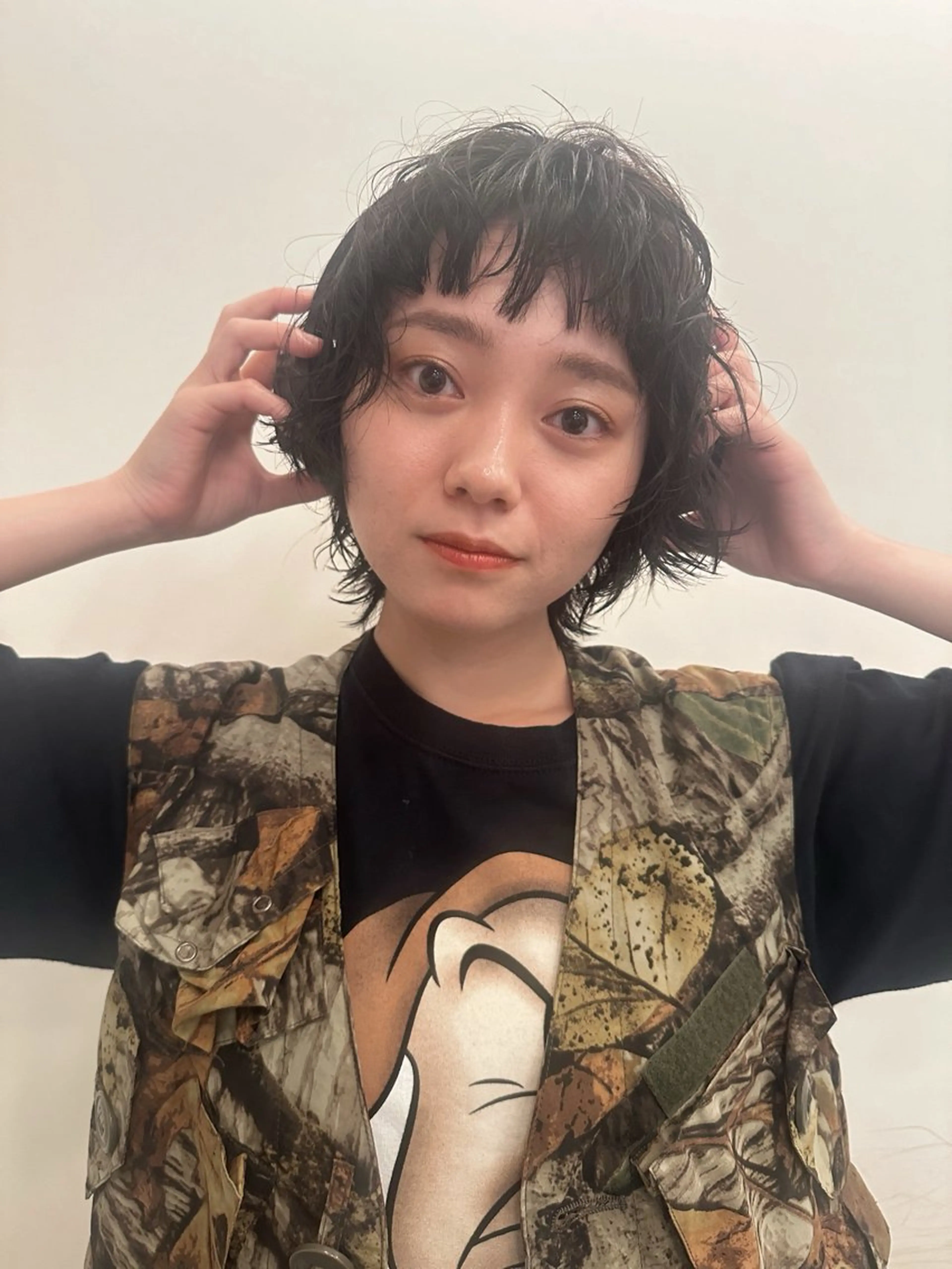 パーマ パーマ 塩澤 榛奈のヘアスタイル