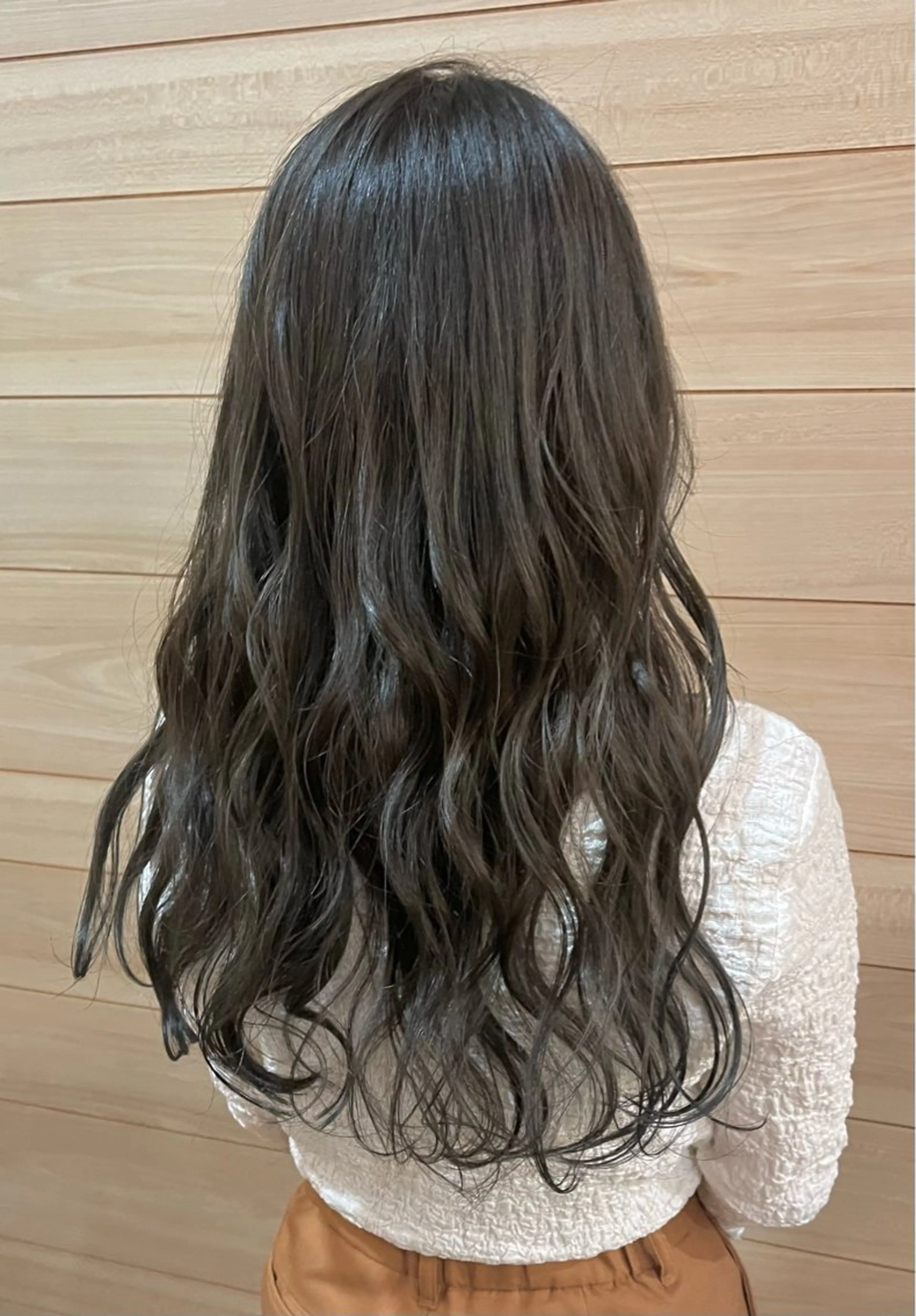 ロング カラー ヘアアレンジ ブルーカラー 透明感カラー 栗林 姫花のヘアスタイル