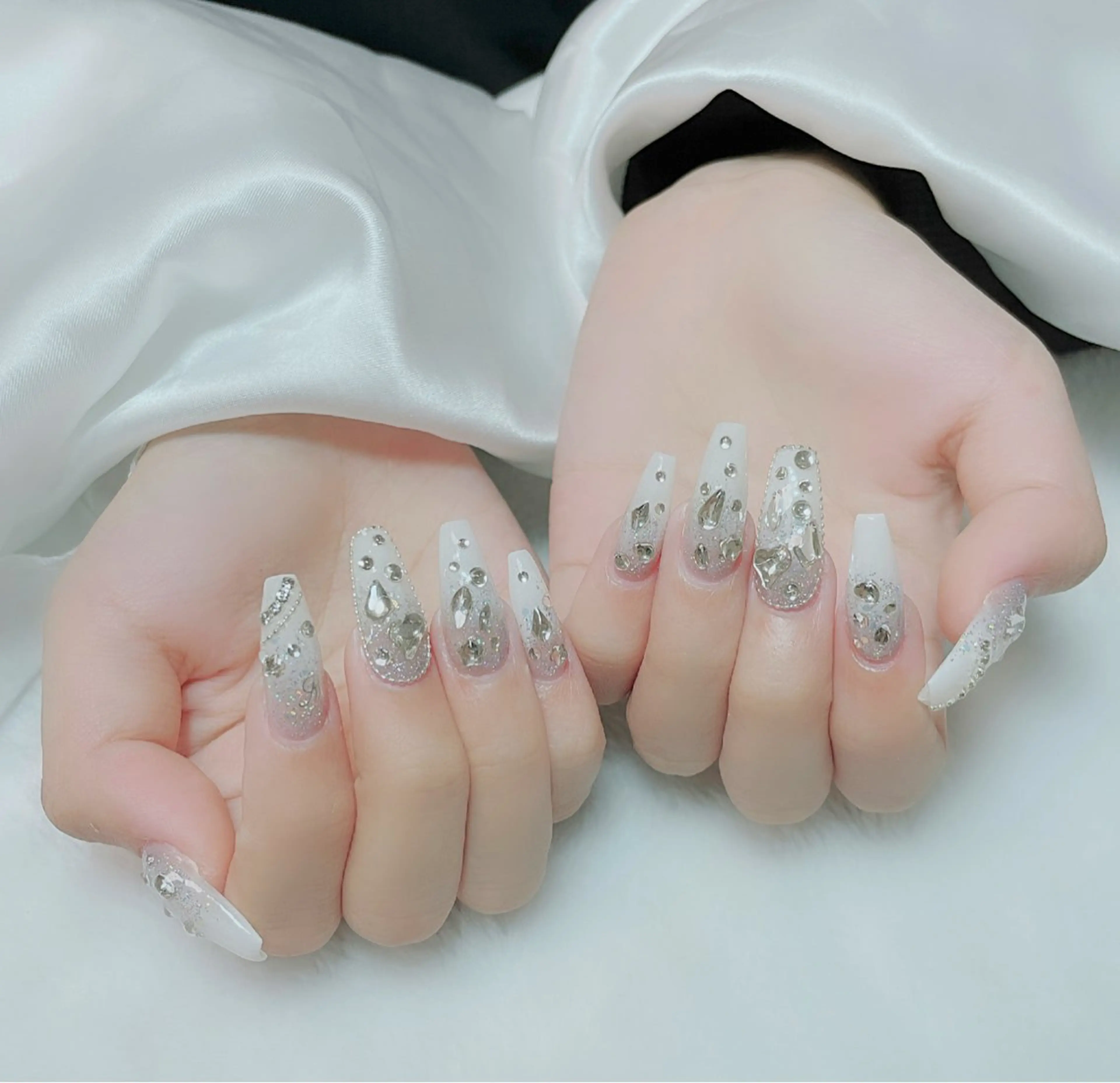ネイル ワンホンネイル Amina nail salonのネイルデザイン