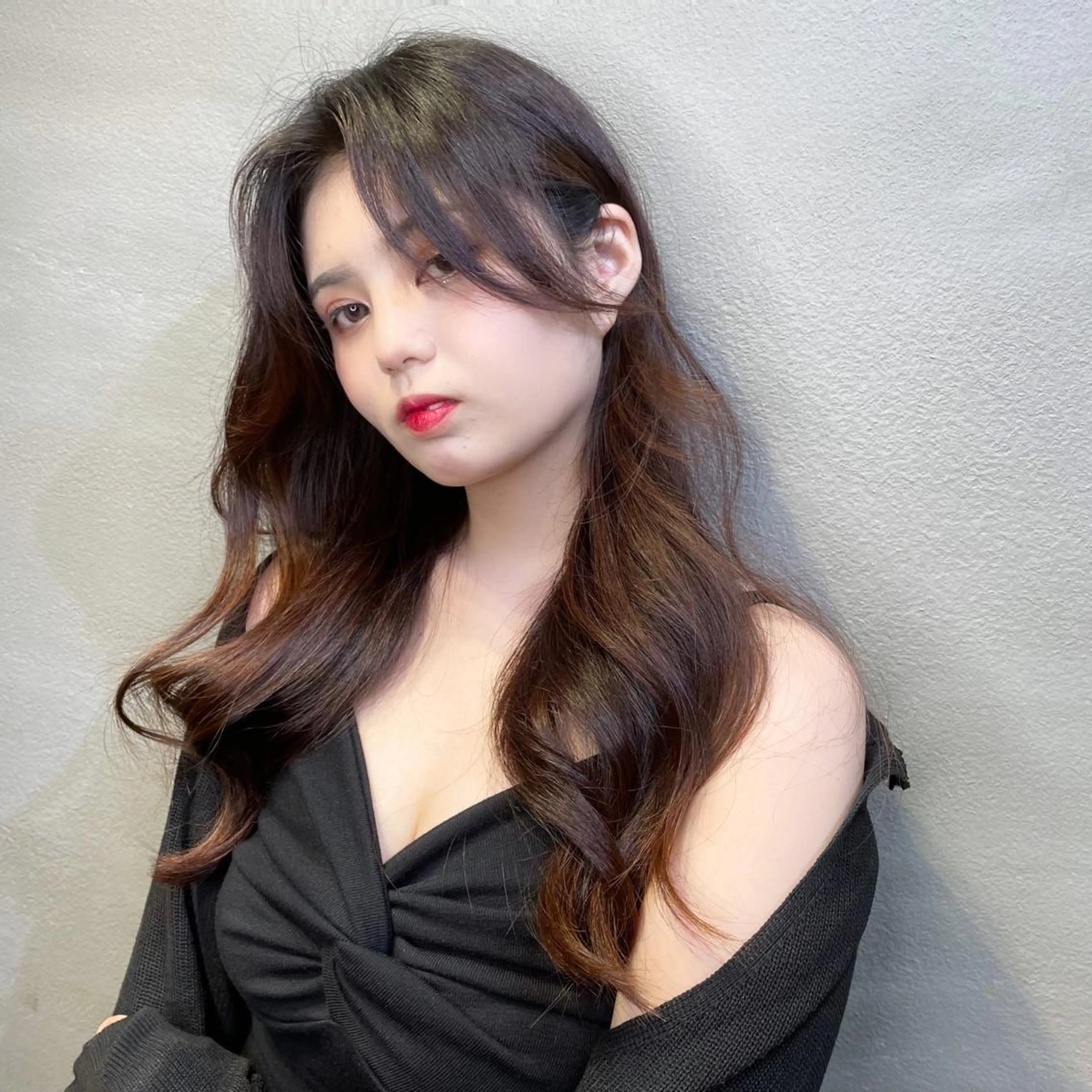 ロング カラー アディクシーカラー ベージュカラー 黒髪 ブリーチ ブルーカラー ブリーチなし透明感カ ラー×韓国ヘア♡ヒデのヘアスタイル