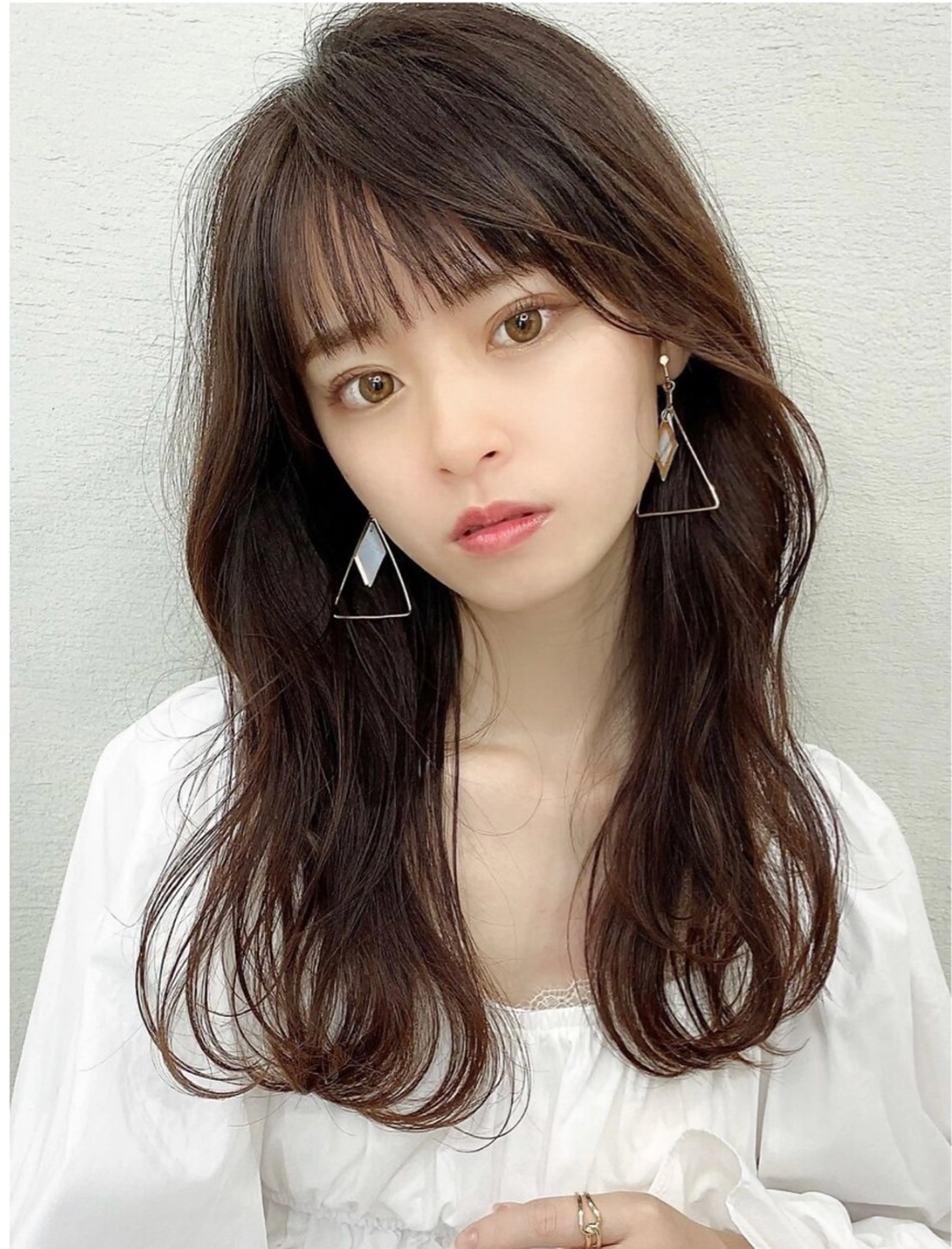 セミロング くびれヘア レイヤーカット 似合わせカット 【愛され小顔カット】 YOSHIKIヘアのヘアスタイル