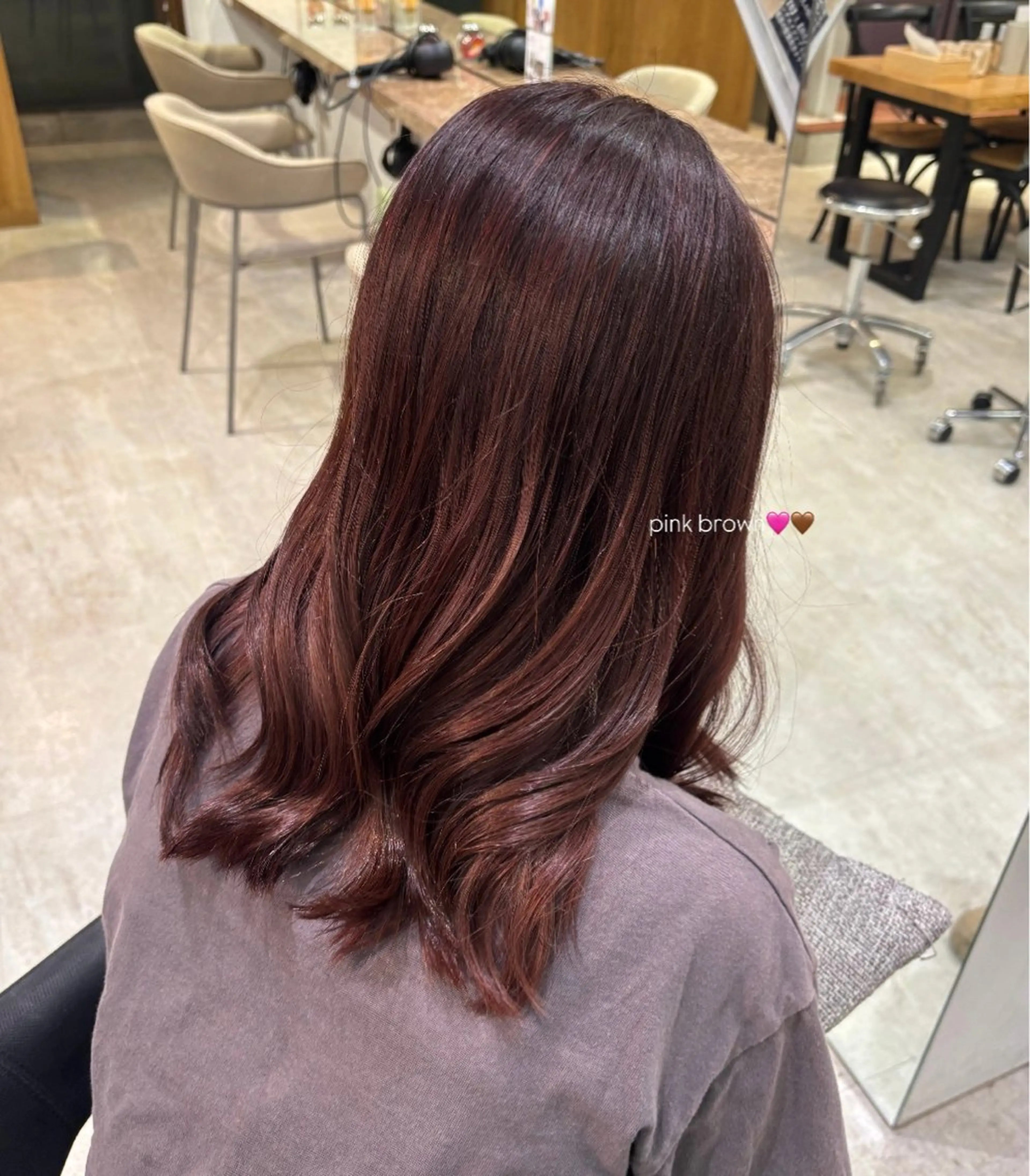 ミディアム ヘアカラー トリートメント 透明感カラー✨✨ ユカナのヘアスタイル