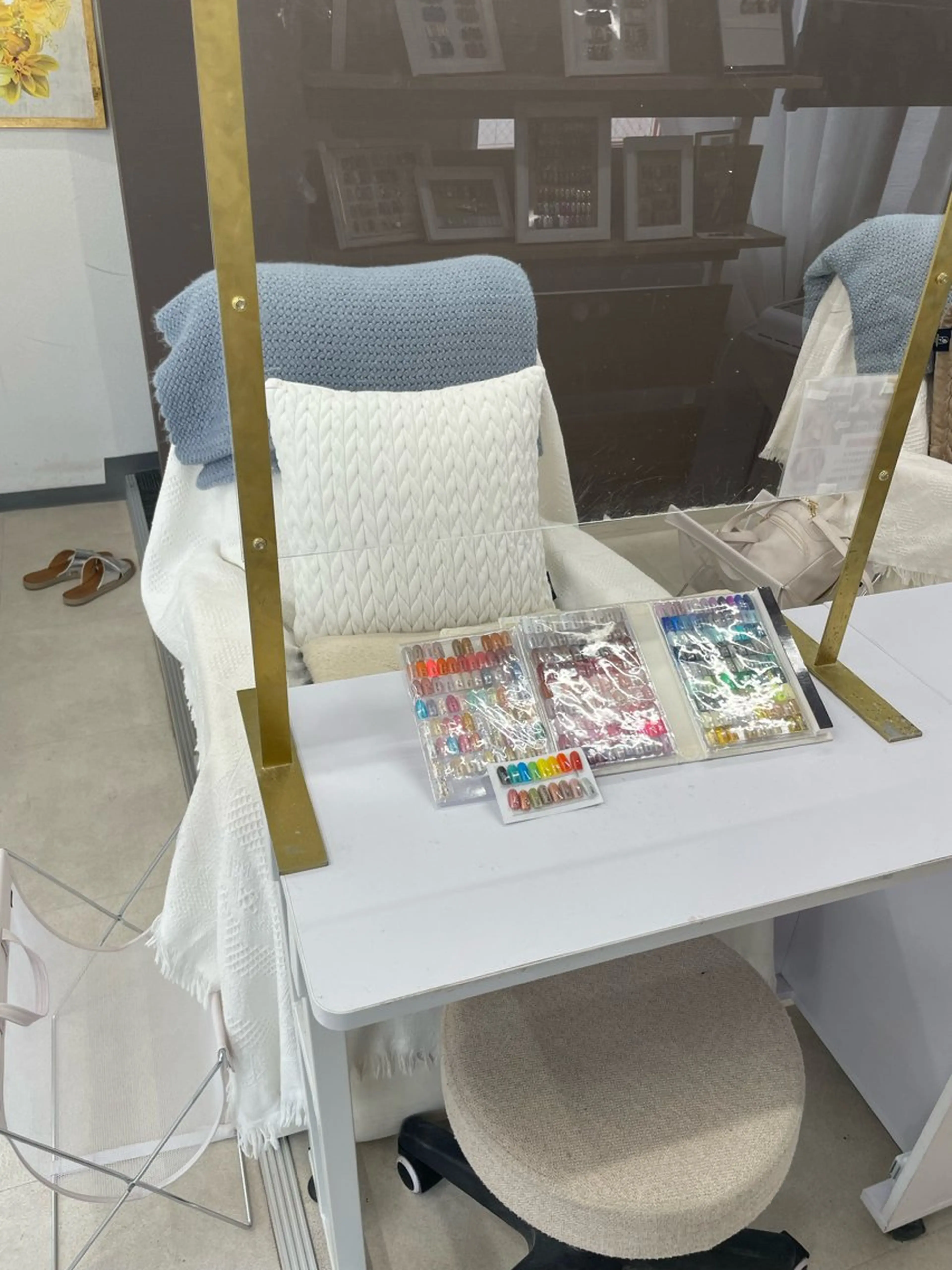 eyenailist NANAのネイルデザイン