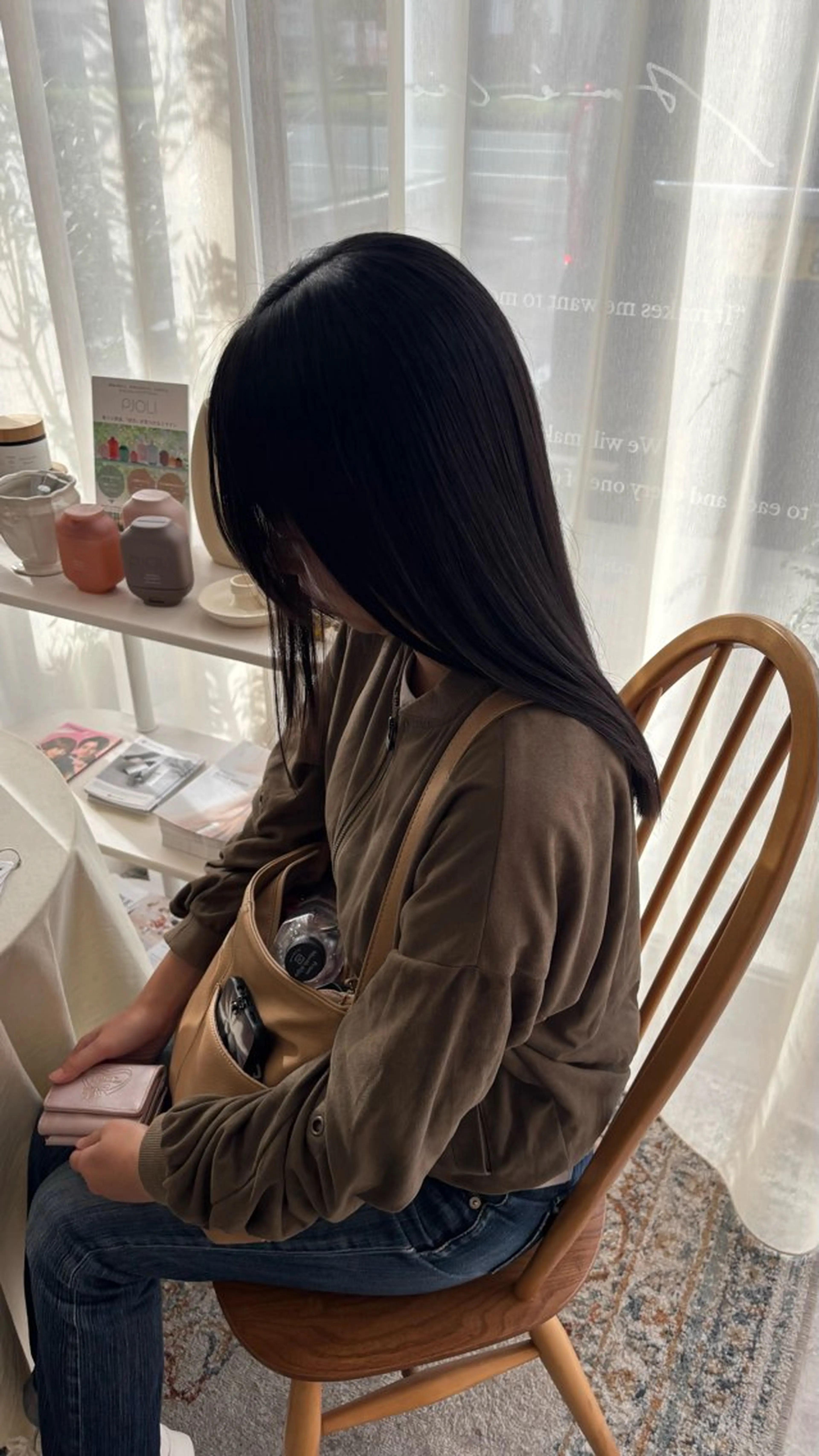 ロング 縮毛矯正 トリートメント 能勢 莉里花のヘアスタイル