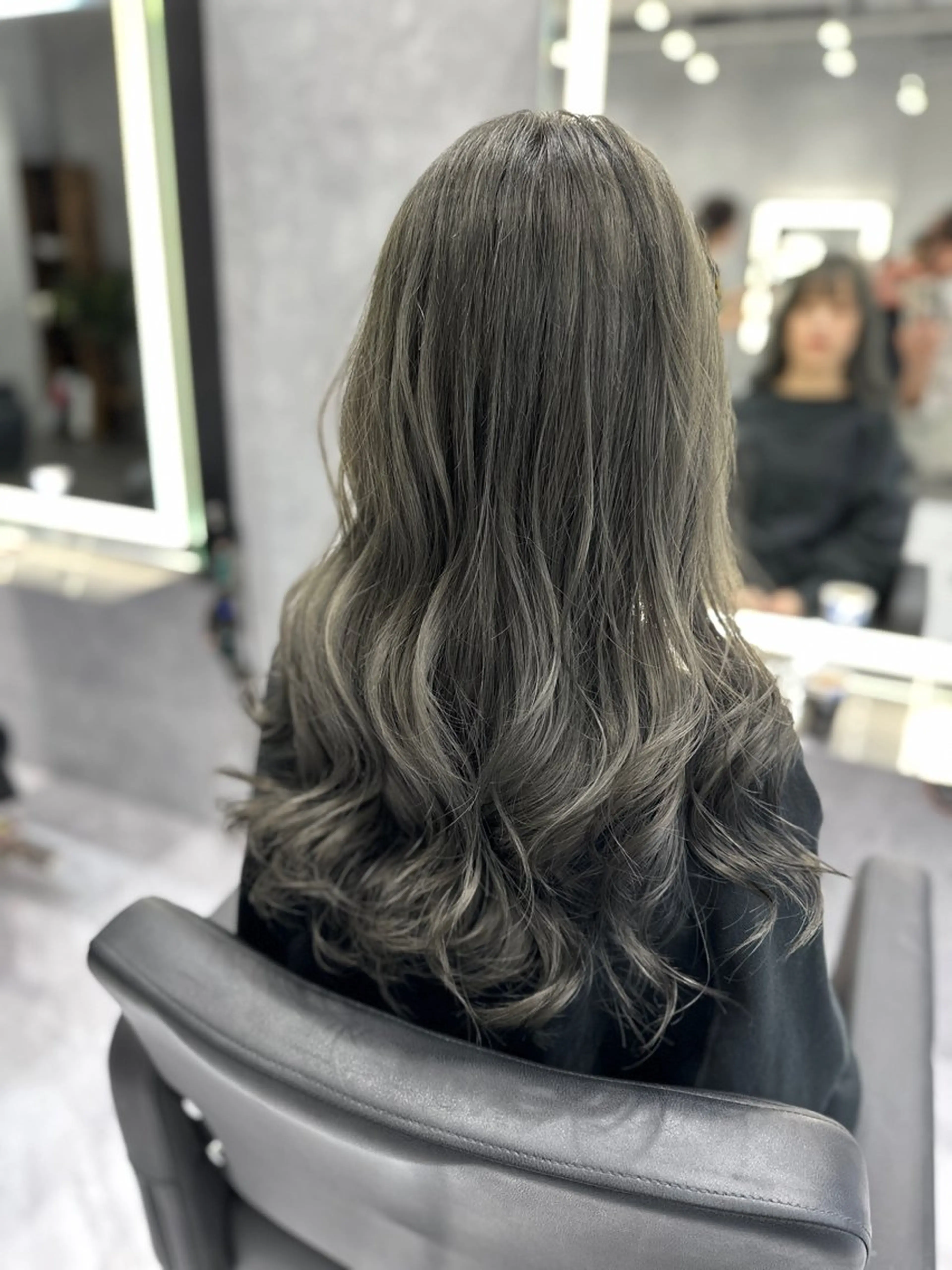 ロング カラー CS made by SHACHU 栄所属・山田 瑛司のヘアスタイル