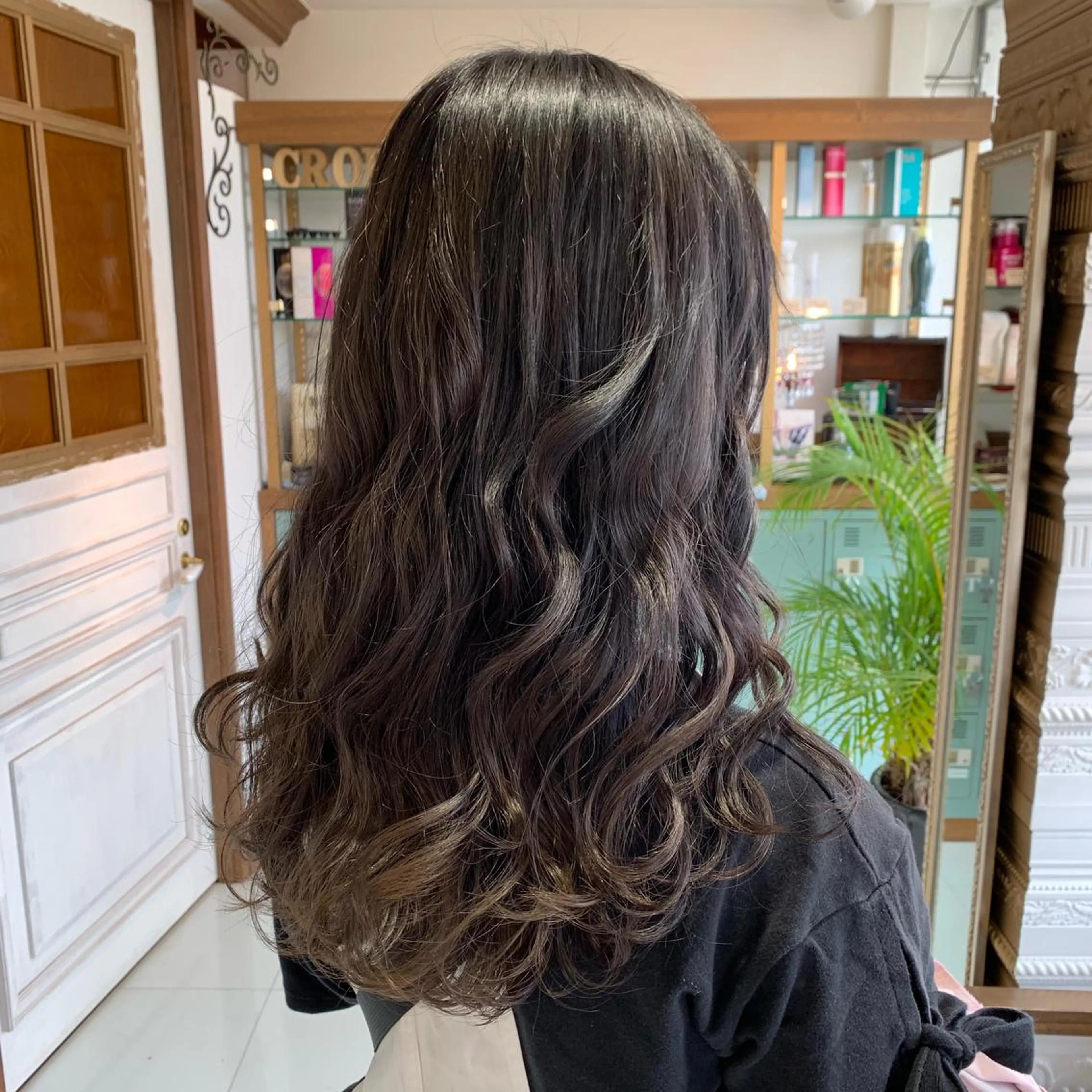 ロング カラー 透明感カラー グレージュ ラベンダーカラー ラベンダーグレージュ ラベンダーグレー ヘアカラー 👑満足度1000% 重村　春奈👑のヘアスタイル