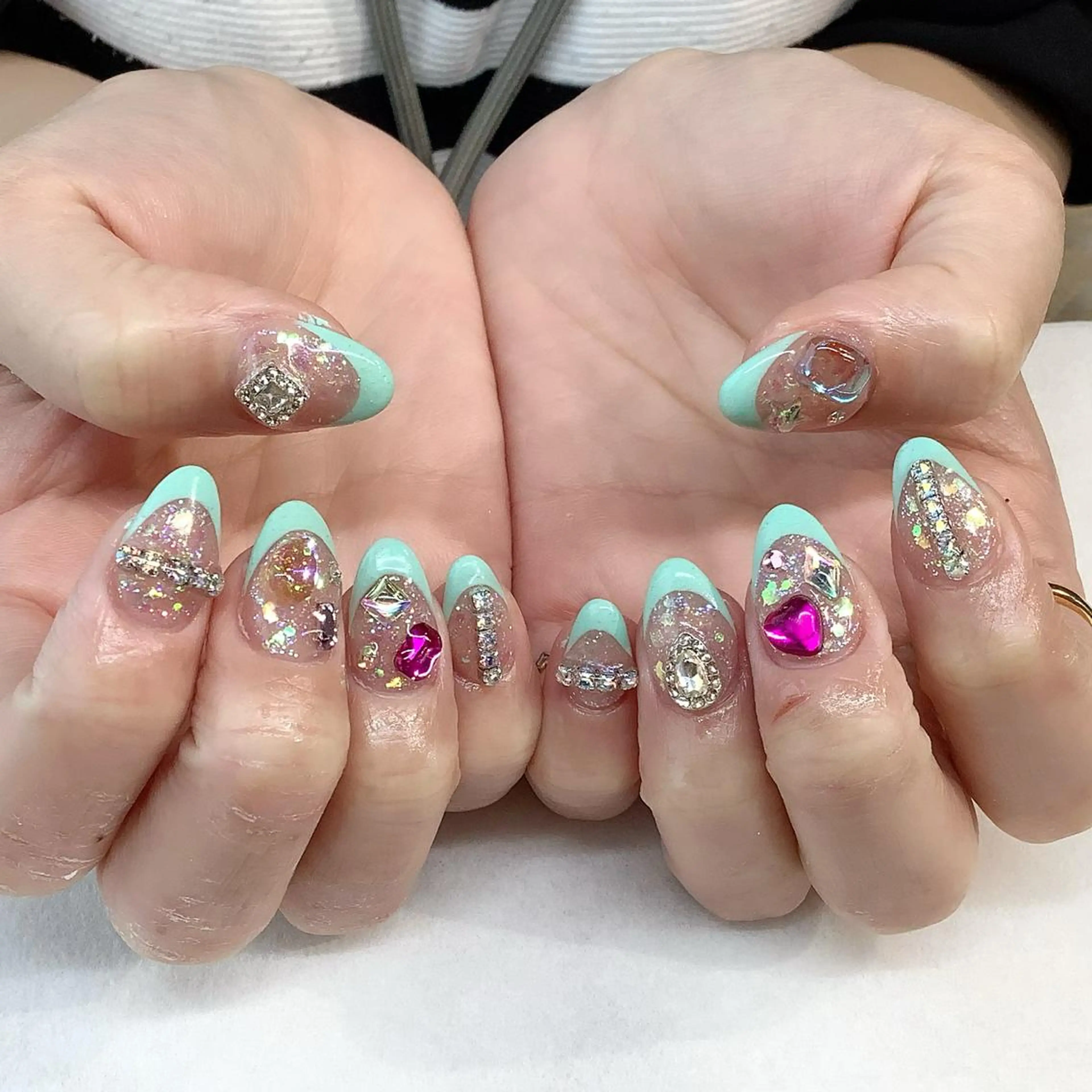 ネイル ハンドネイル 💎🐰 saki. m 🐰💎のネイルデザイン