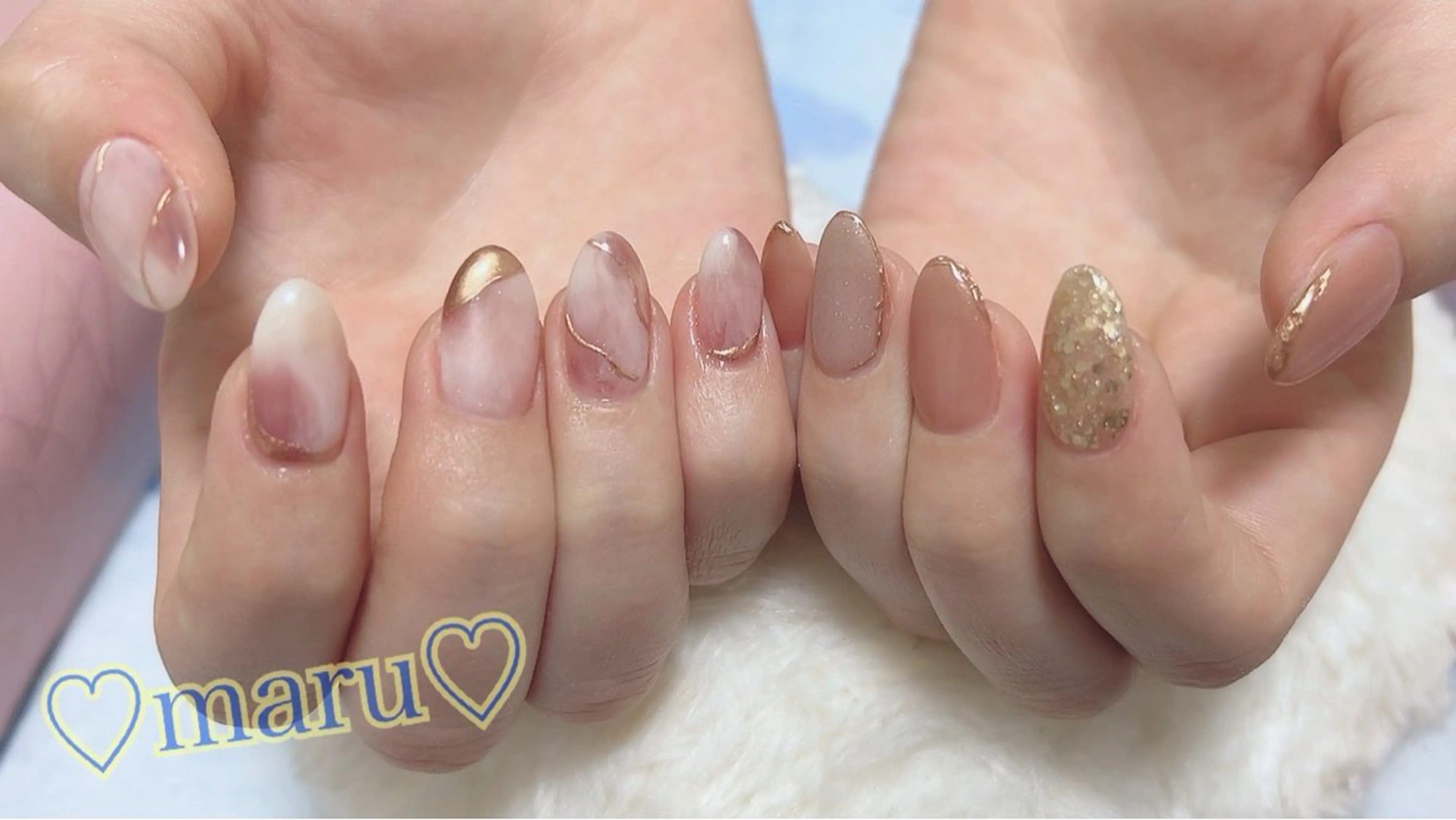 ネイル ハンドネイル フットネイル まるみ ♡のネイルデザイン