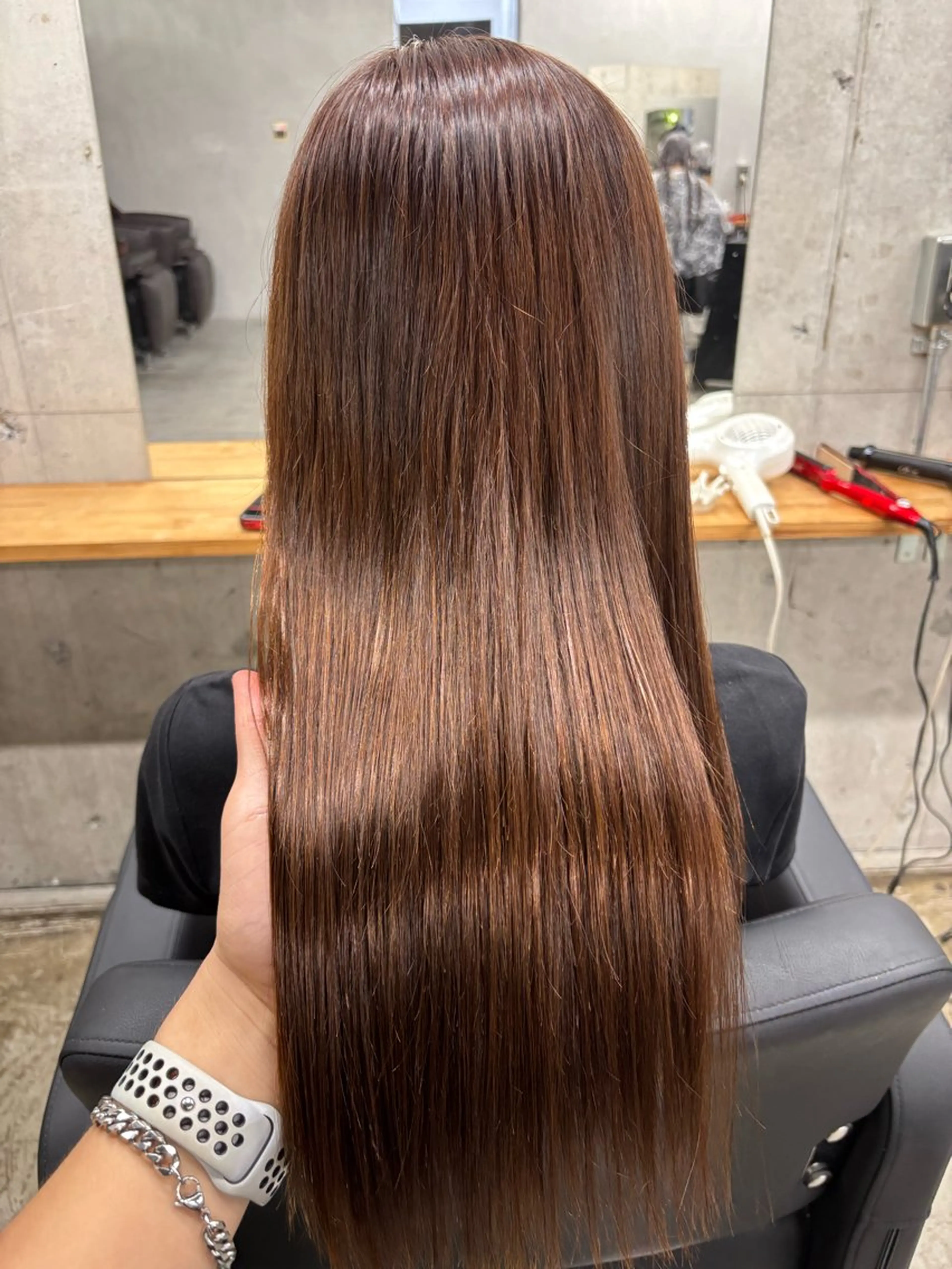 セミロング カラー カット ヘアカラー 縮毛矯正 トリートメント mono / Manatoのヘアスタイル