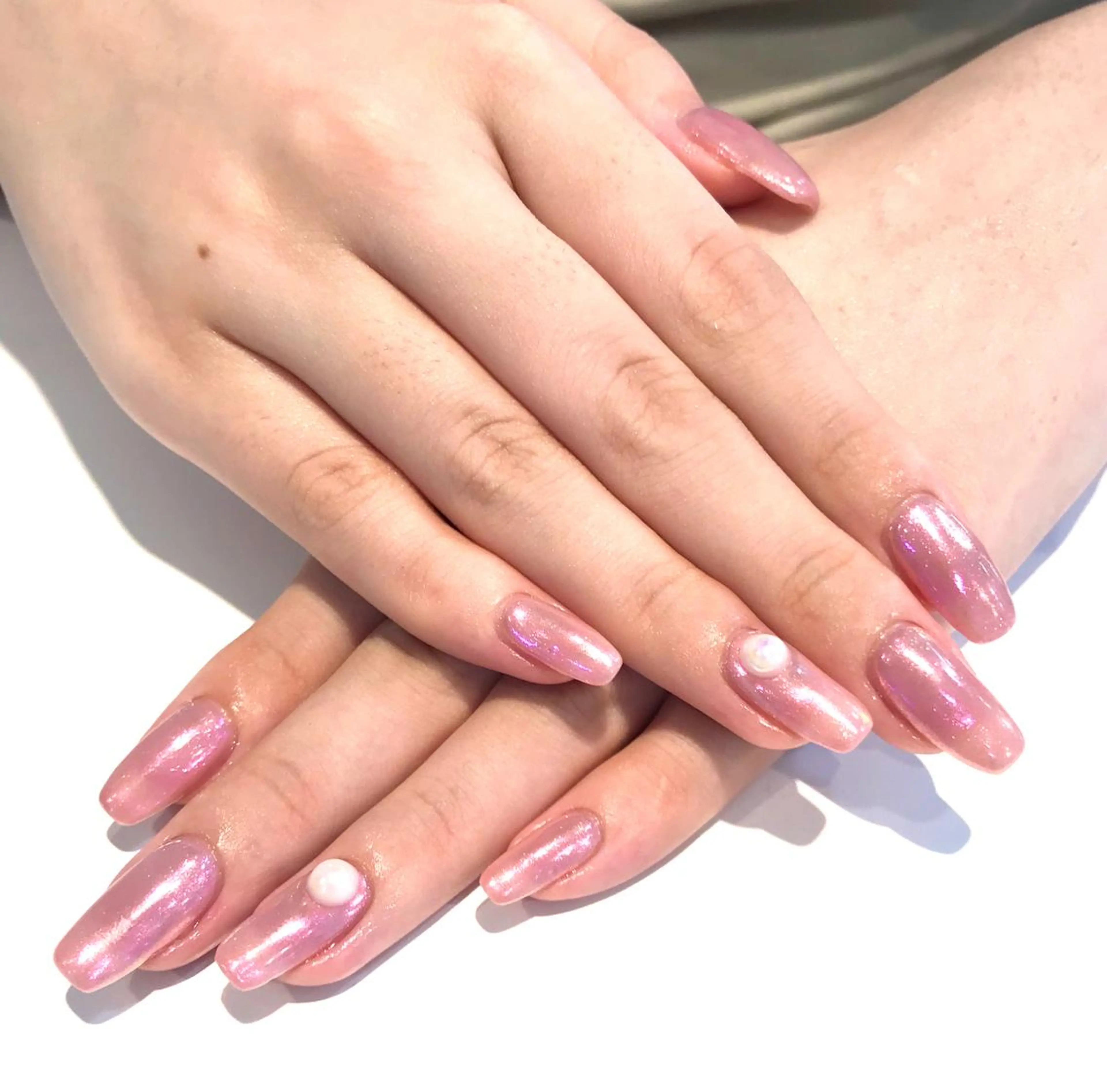 ネイル オーロラネイル ミラーネイル ピンク Nailsalon Julius luna所属・Juliusluna FUZUKIのネイルデザイン