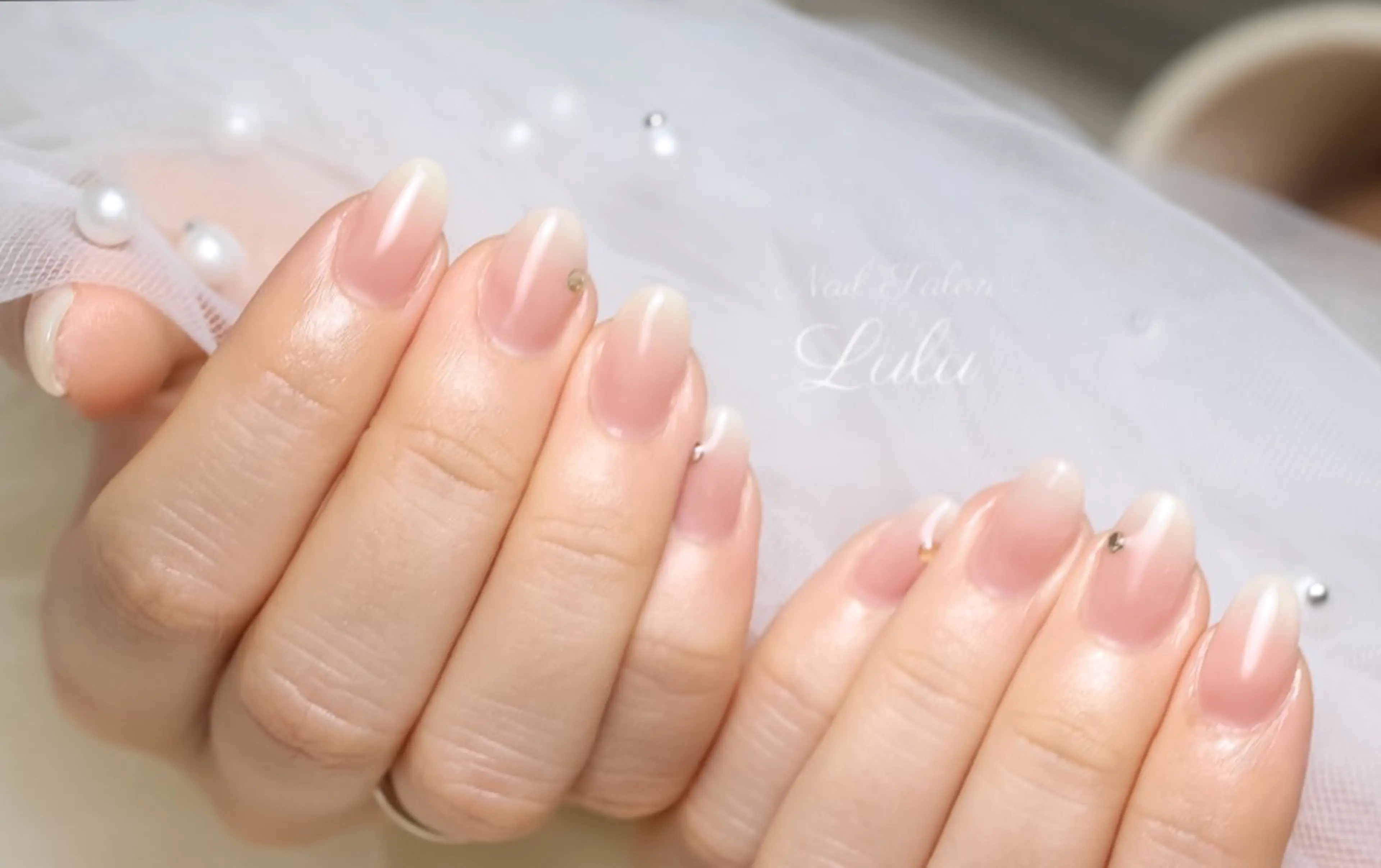 ネイル Lulu nail salon 南堀江店所属・西村 あやかのネイルデザイン
