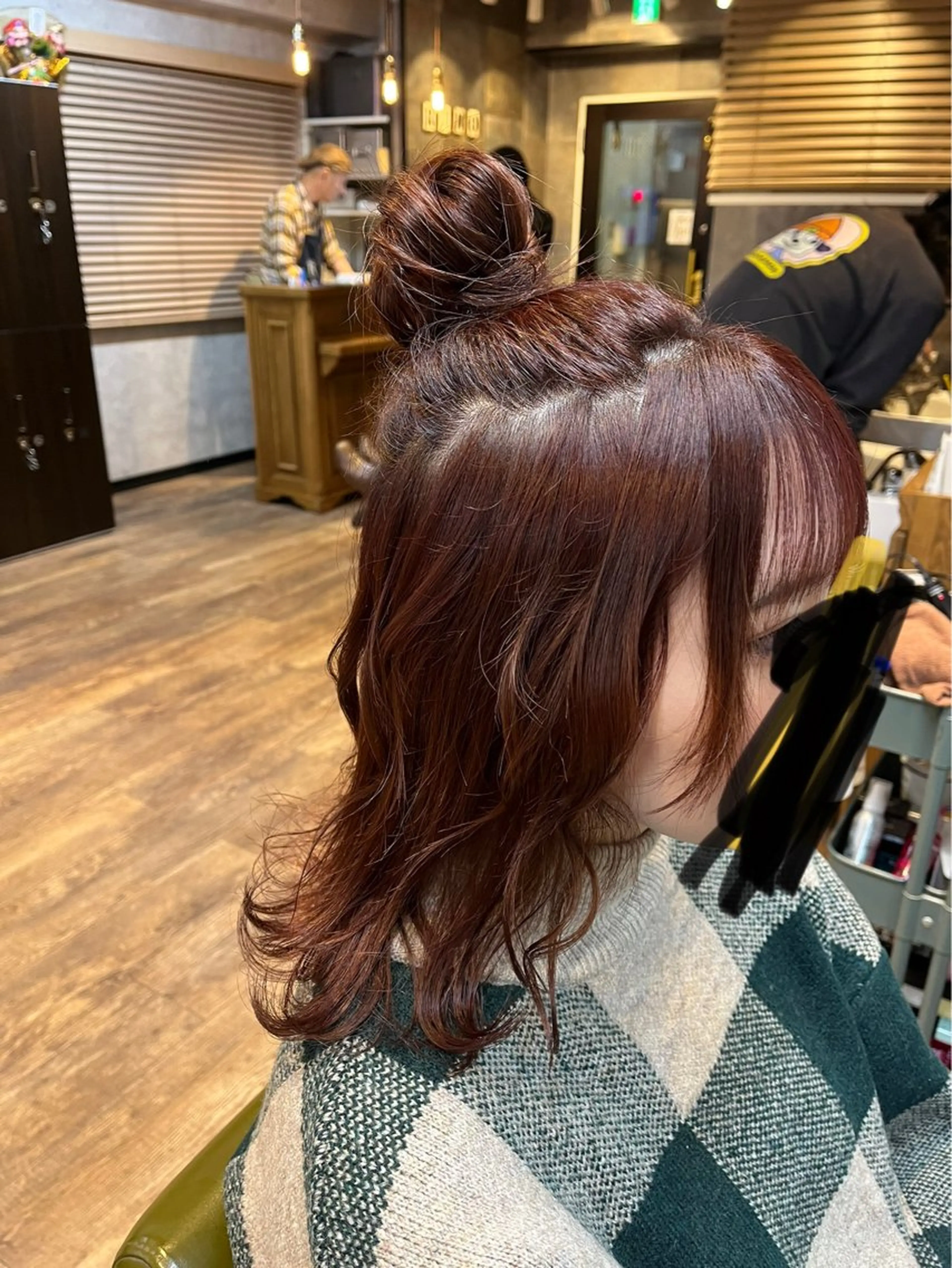 ミディアム お団子ヘア 外ハネヘア ヘアセット 松井 敬太郎のヘアスタイル