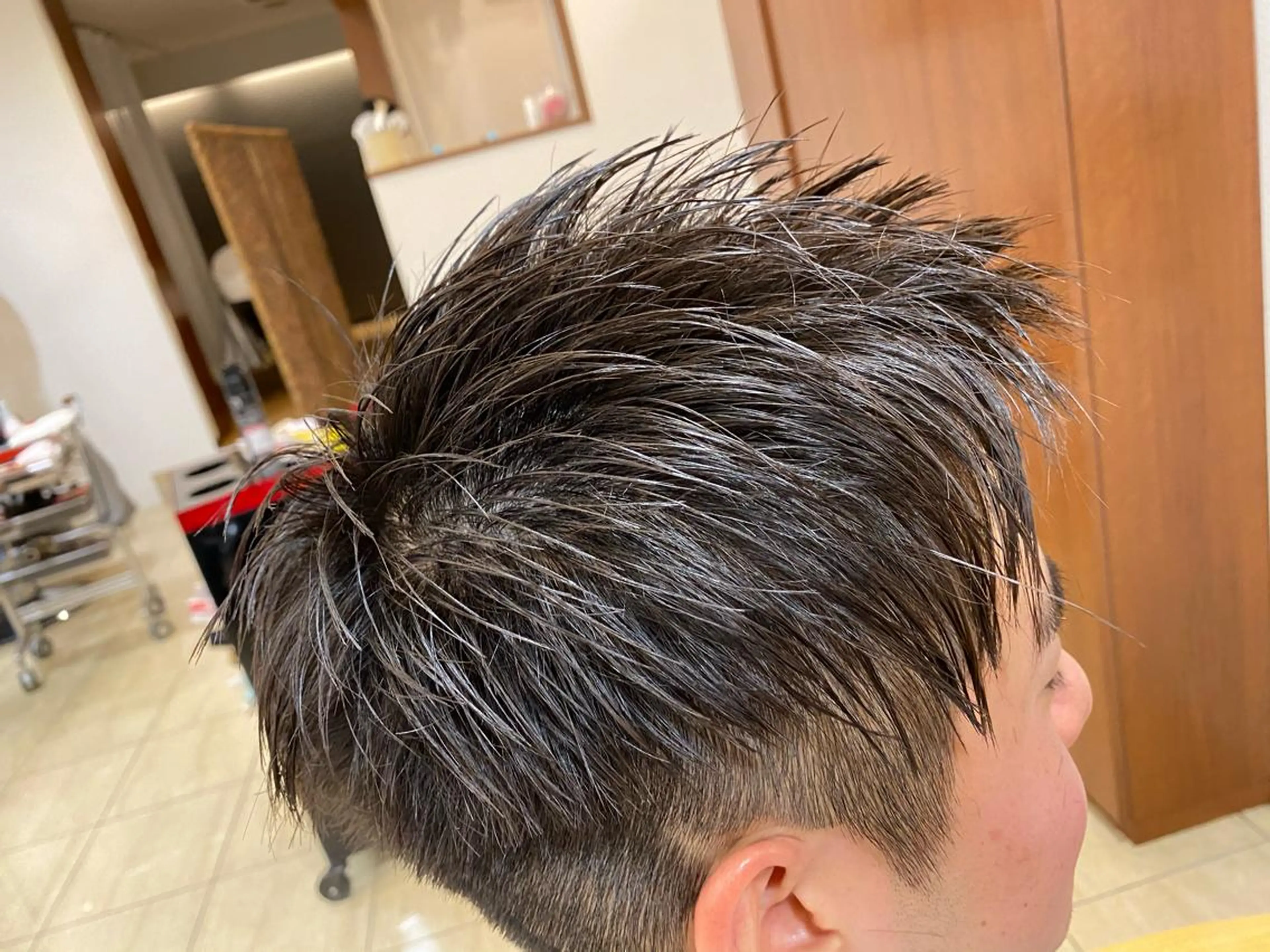 ショート カット ヘッドスパ フジサキ ハヤトのヘアスタイル