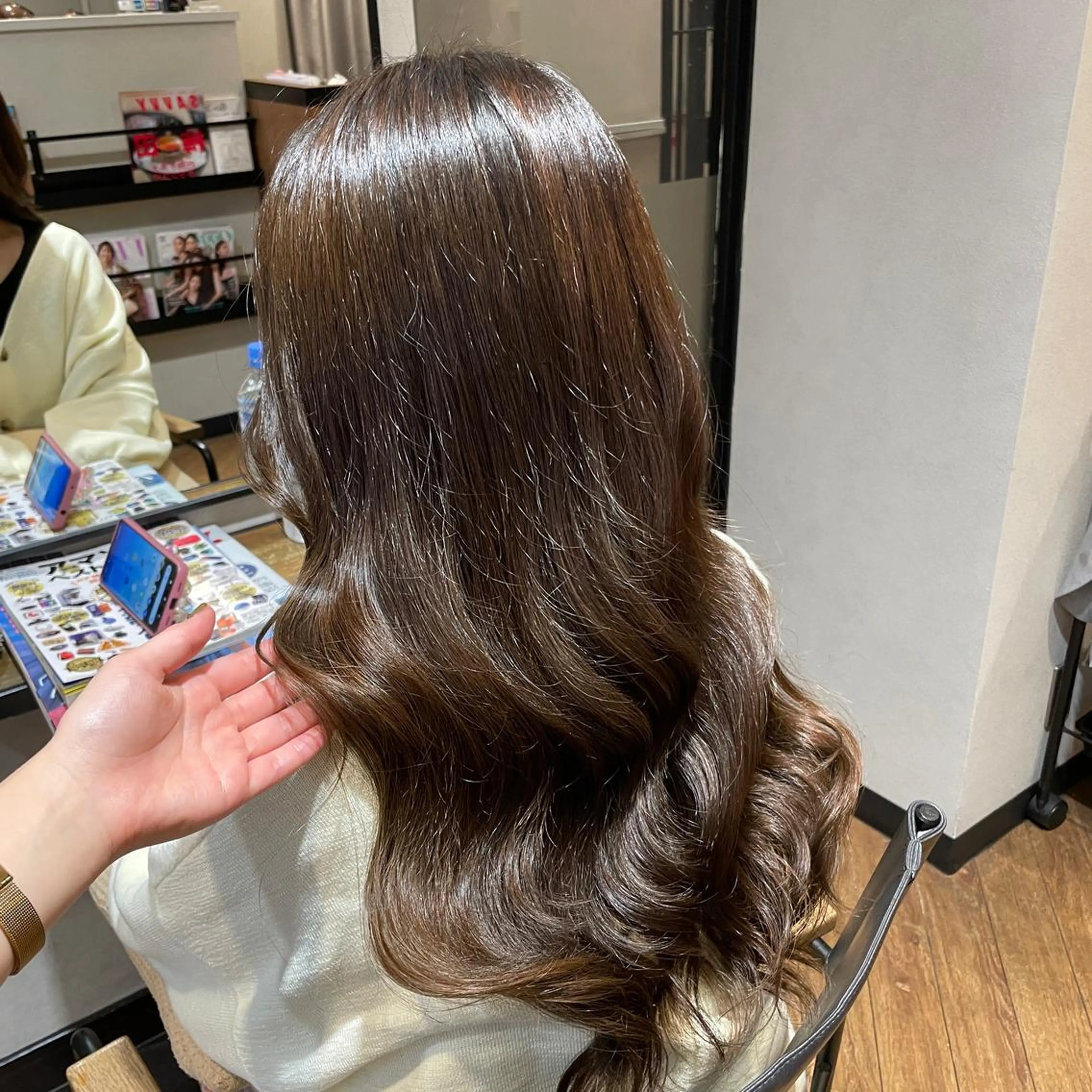 ロング カラー 木寺 樹莉のヘアスタイル