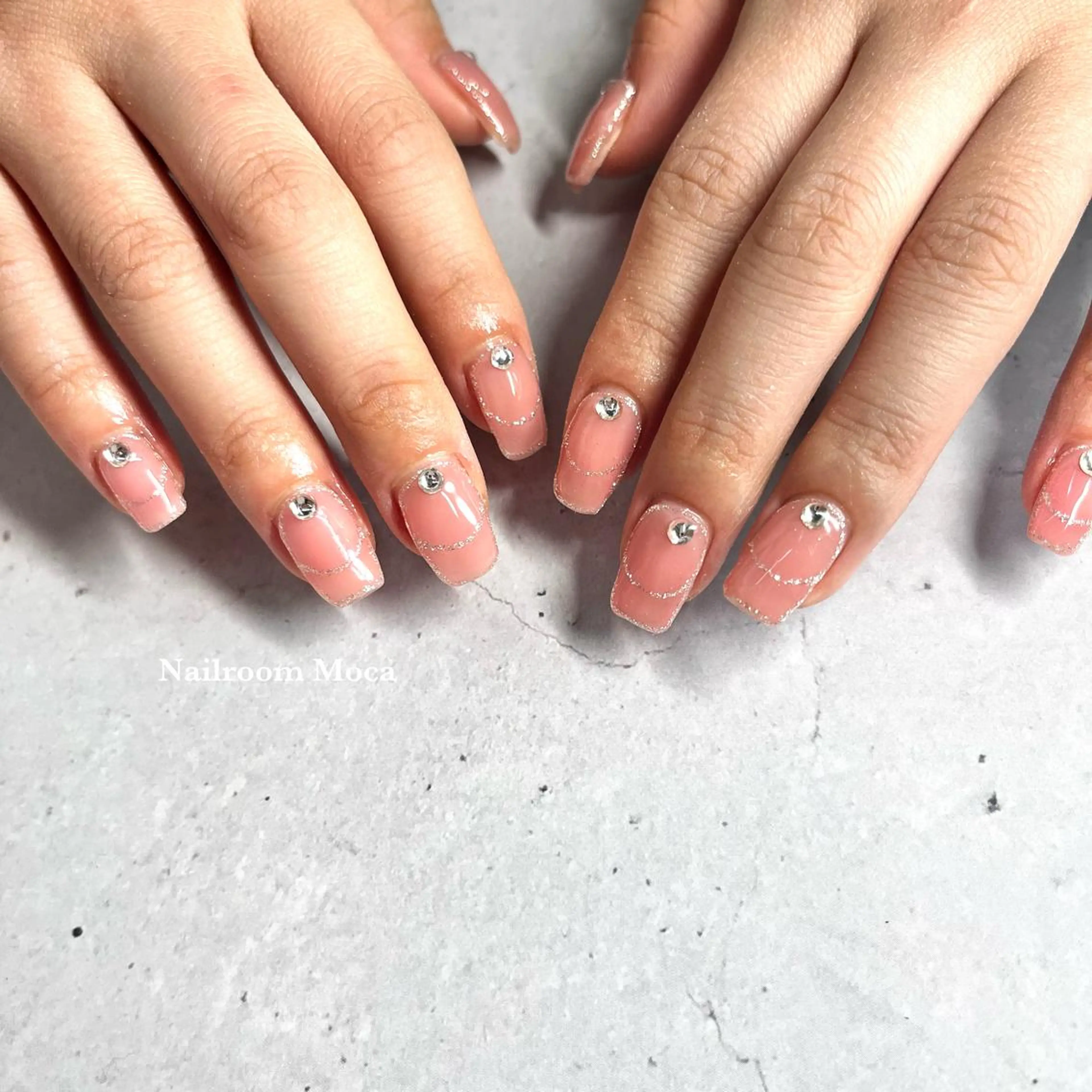 ネイル フレンチネイル 韓国ネイル ワンホンネイル Nailroom Mocaのネイルデザイン