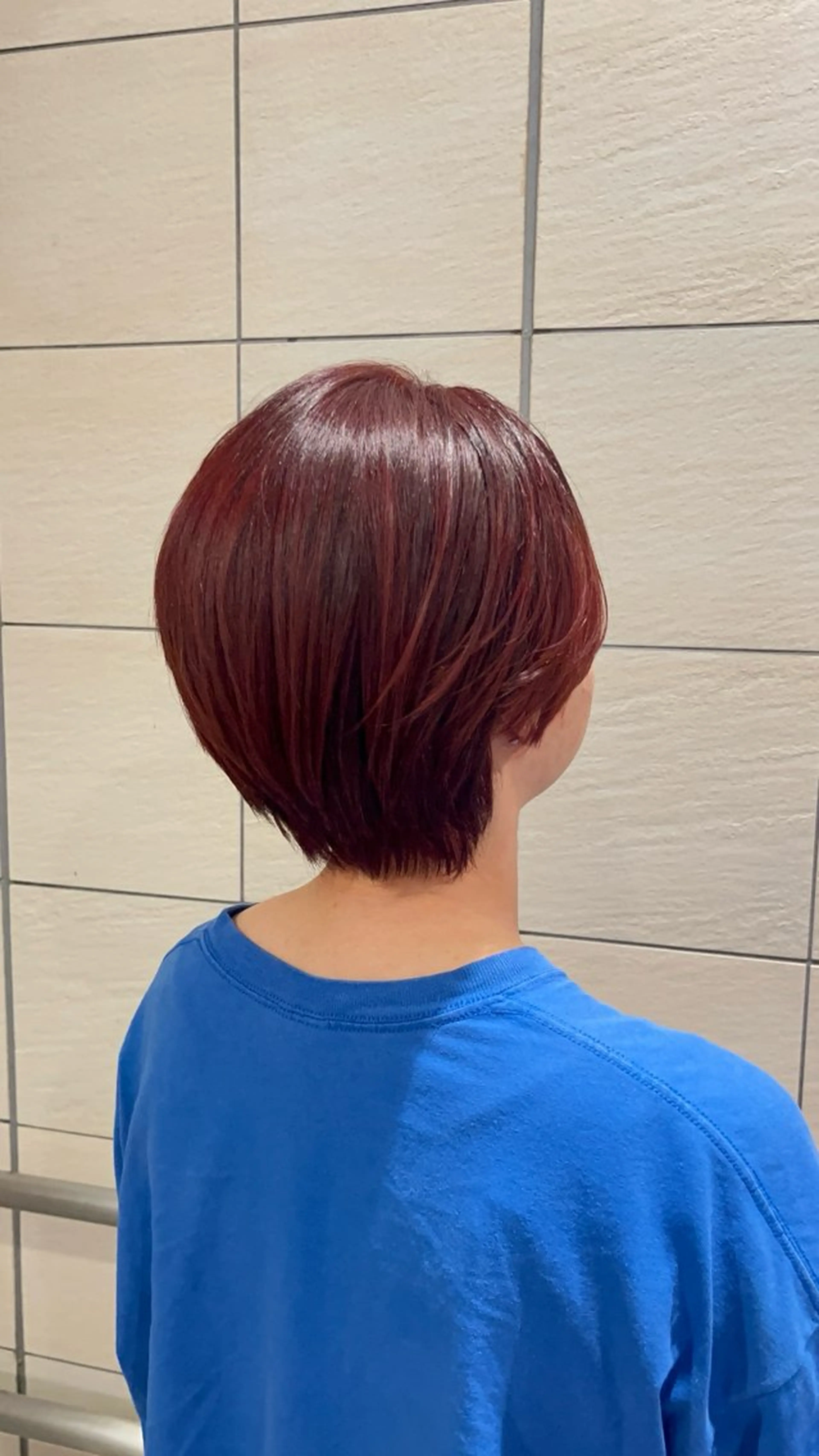 ショート カラー grace Mahoのヘアスタイル