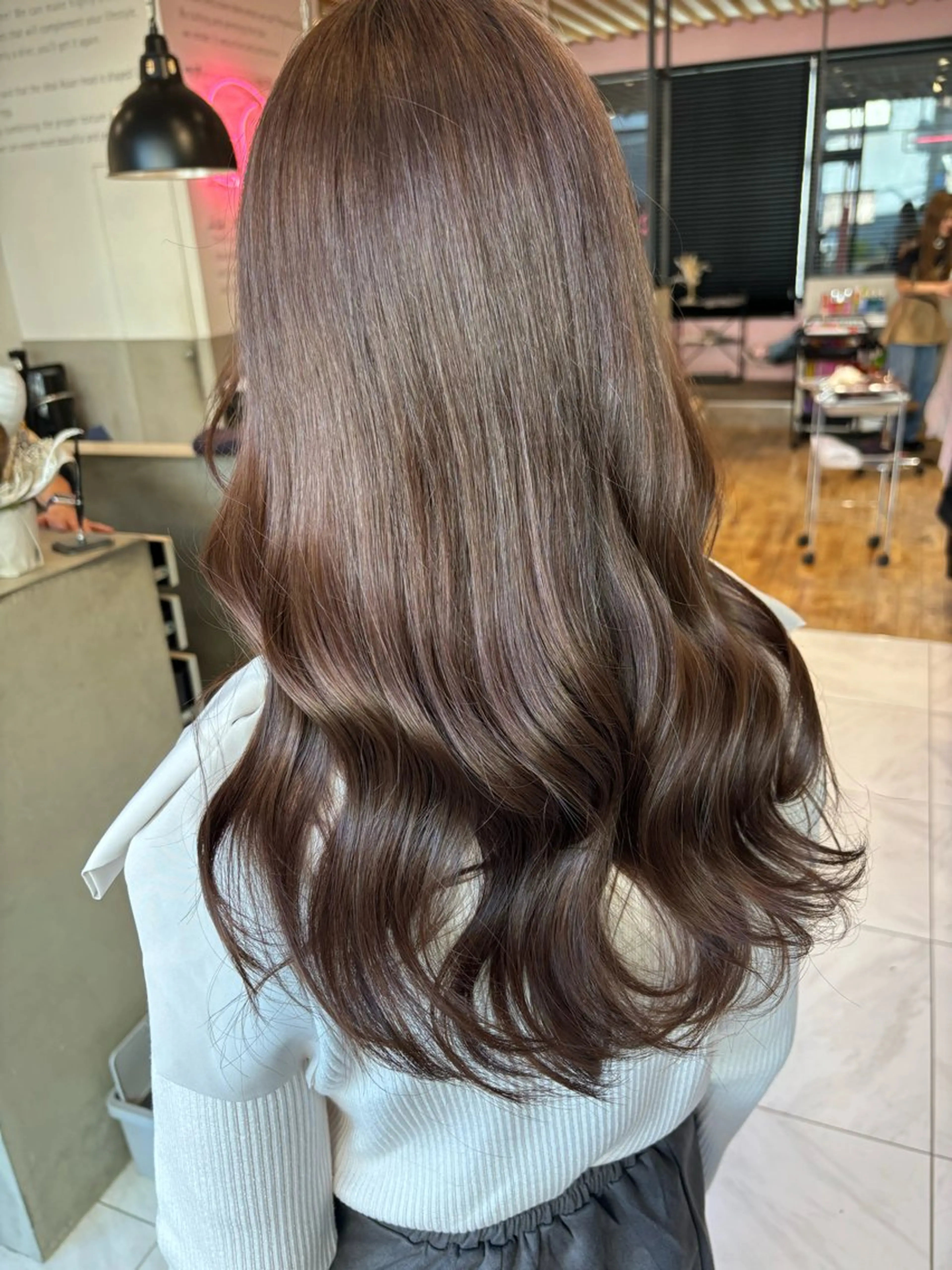 セミロング カラー カット ヘアカラー トリートメント ️🩵RINKA/ ハイトーンカラー🩵のヘアスタイル
