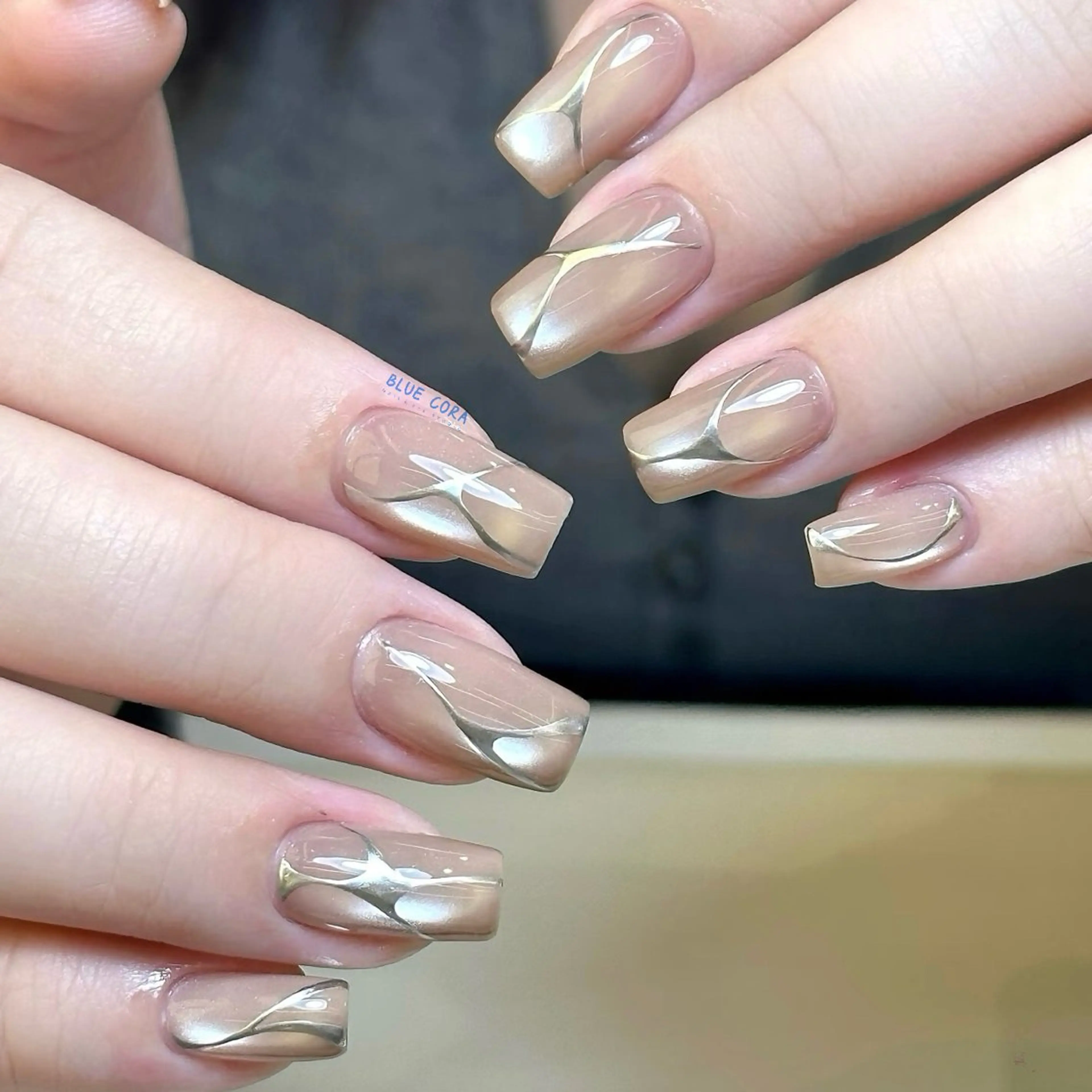 ネイル ハンドネイル ハンドケア BLUE CORA所属・BLUE CORAのネイルデザイン