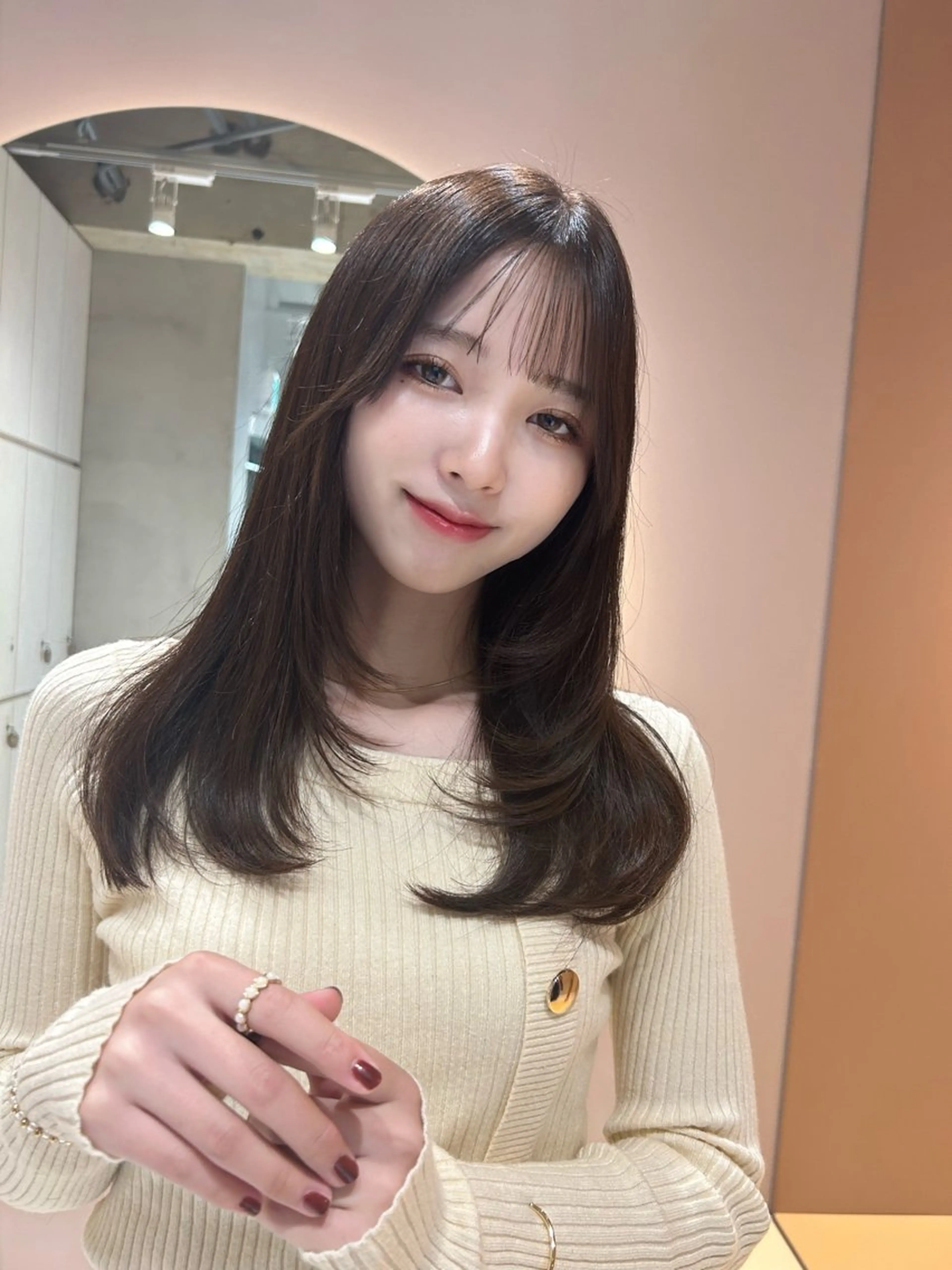 セミロング GLROW haruhiのヘアスタイル