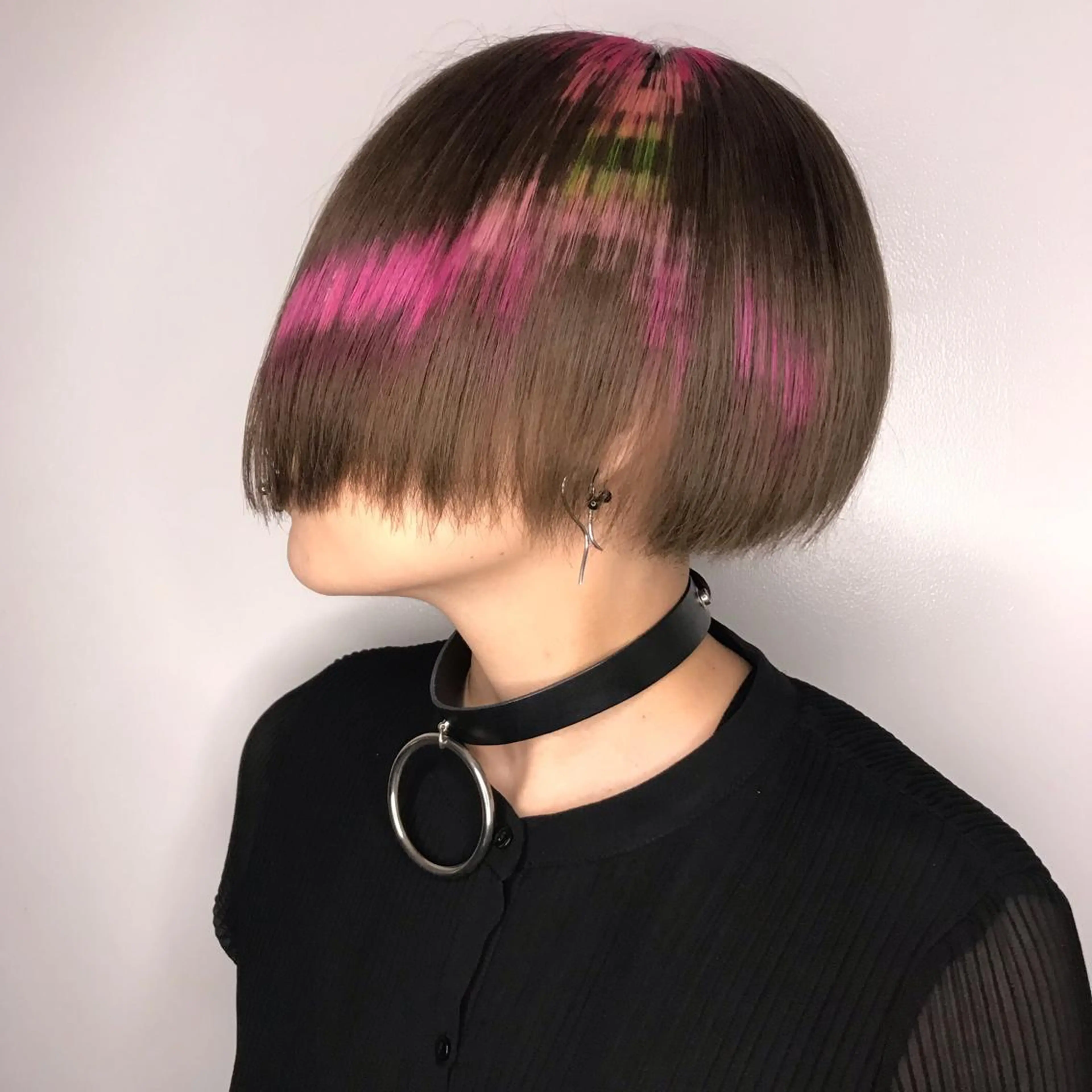 ショート カラー 森本 笑のヘアスタイル