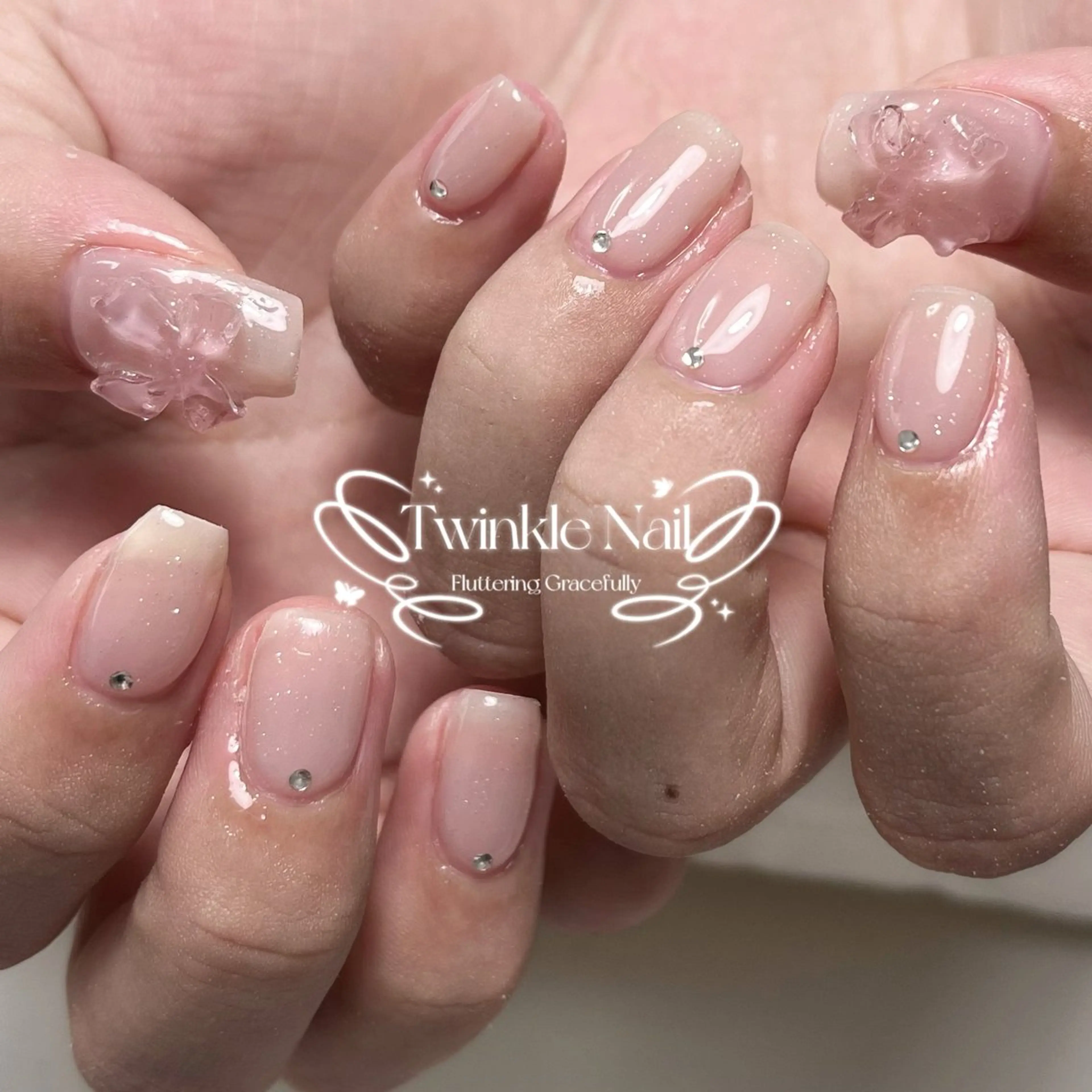 ネイル ラメ(グリッター) リボン シンプルネイル 夏ネイル Twinkle Nail Kuboのネイルデザイン