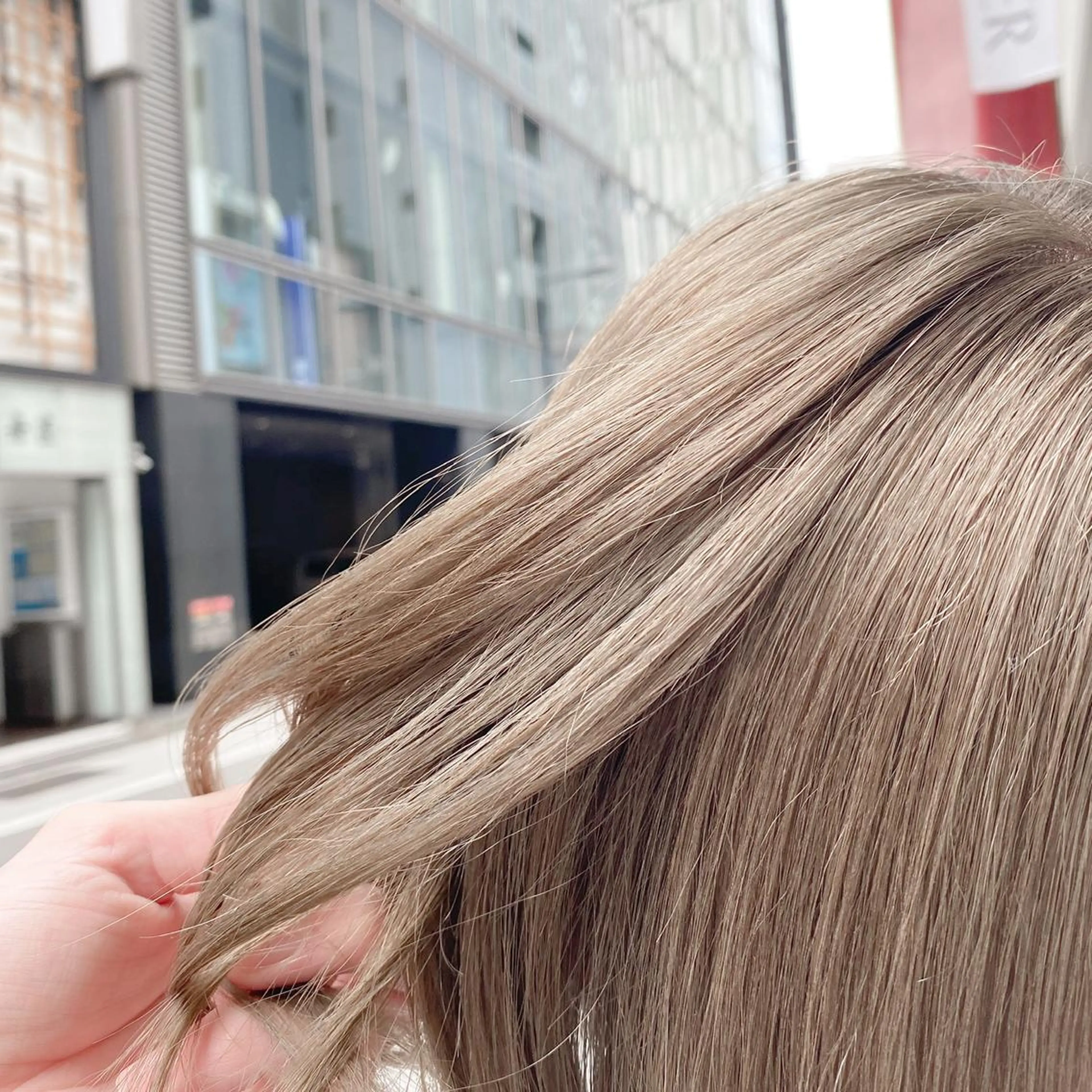 ミディアム カラー SALOWIN表参道HOLON所属・土田 啓太のヘアスタイル