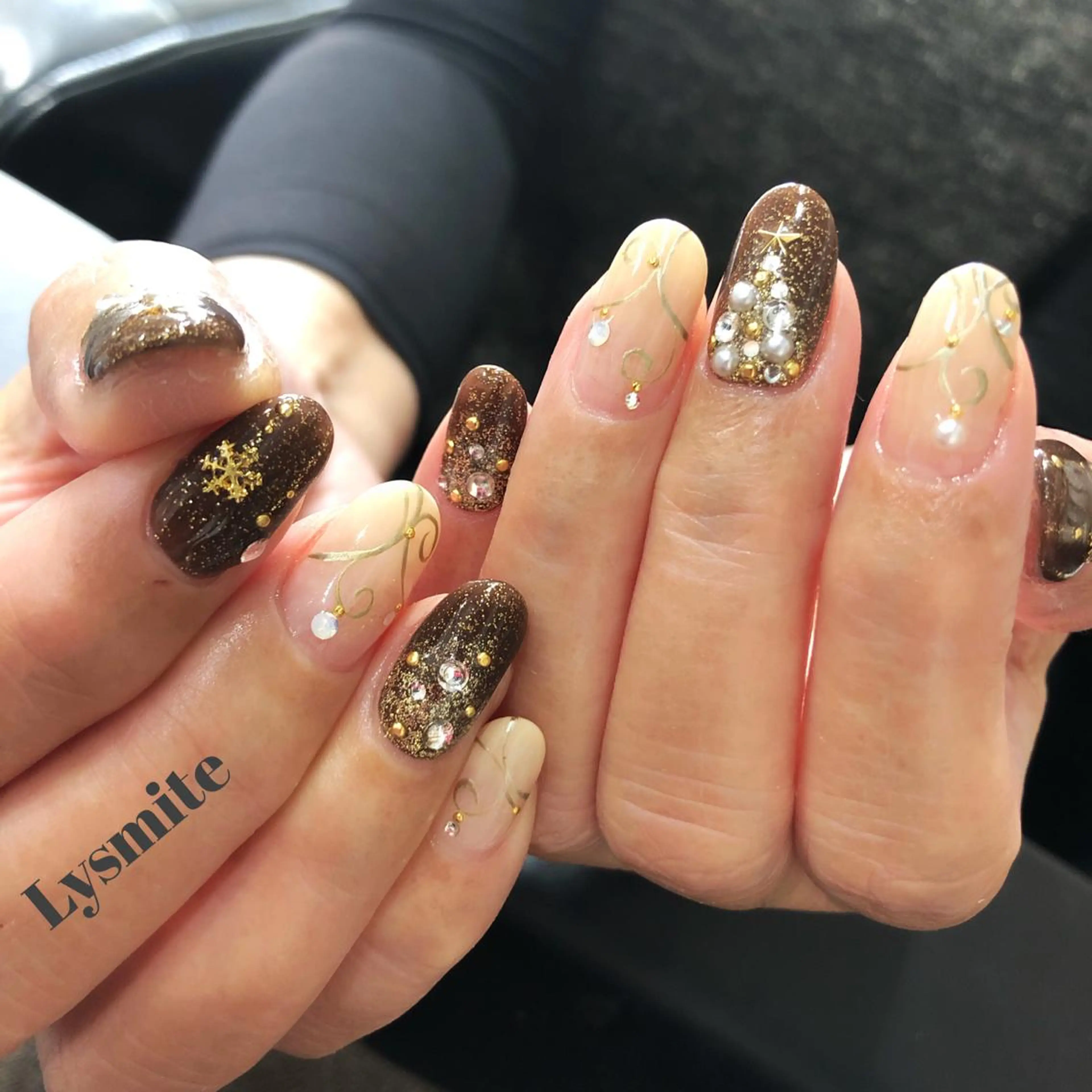 ネイル キラキラネイル Lysmite所属・岩本 美香のネイルデザイン