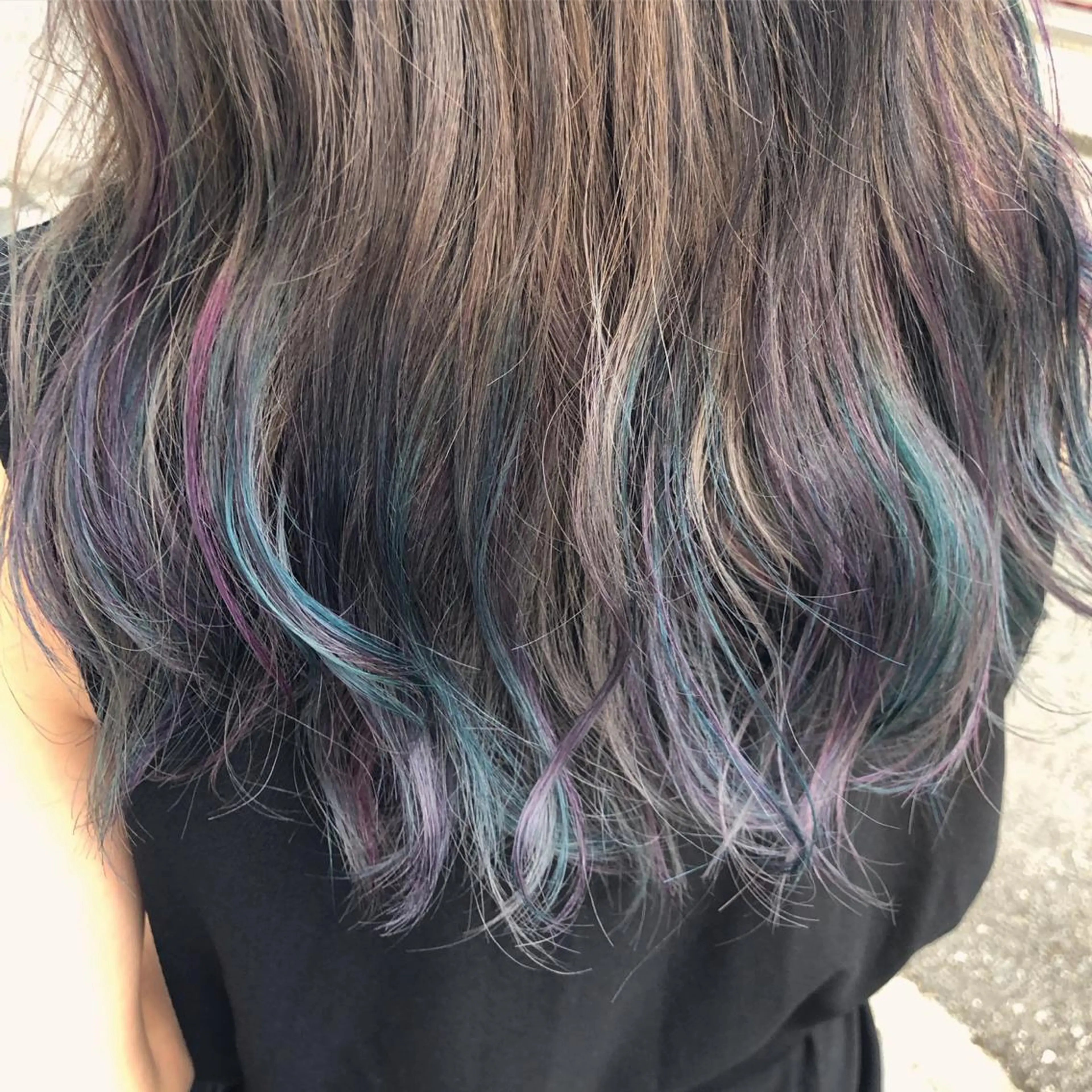 セミロング カラー アッシュ バレイヤージュ ミストバング ベージュカラー ブリーチ カット ヘアカラー トリートメント 原宿サロン代表 デザインカラー伊藤卓のヘアスタイル