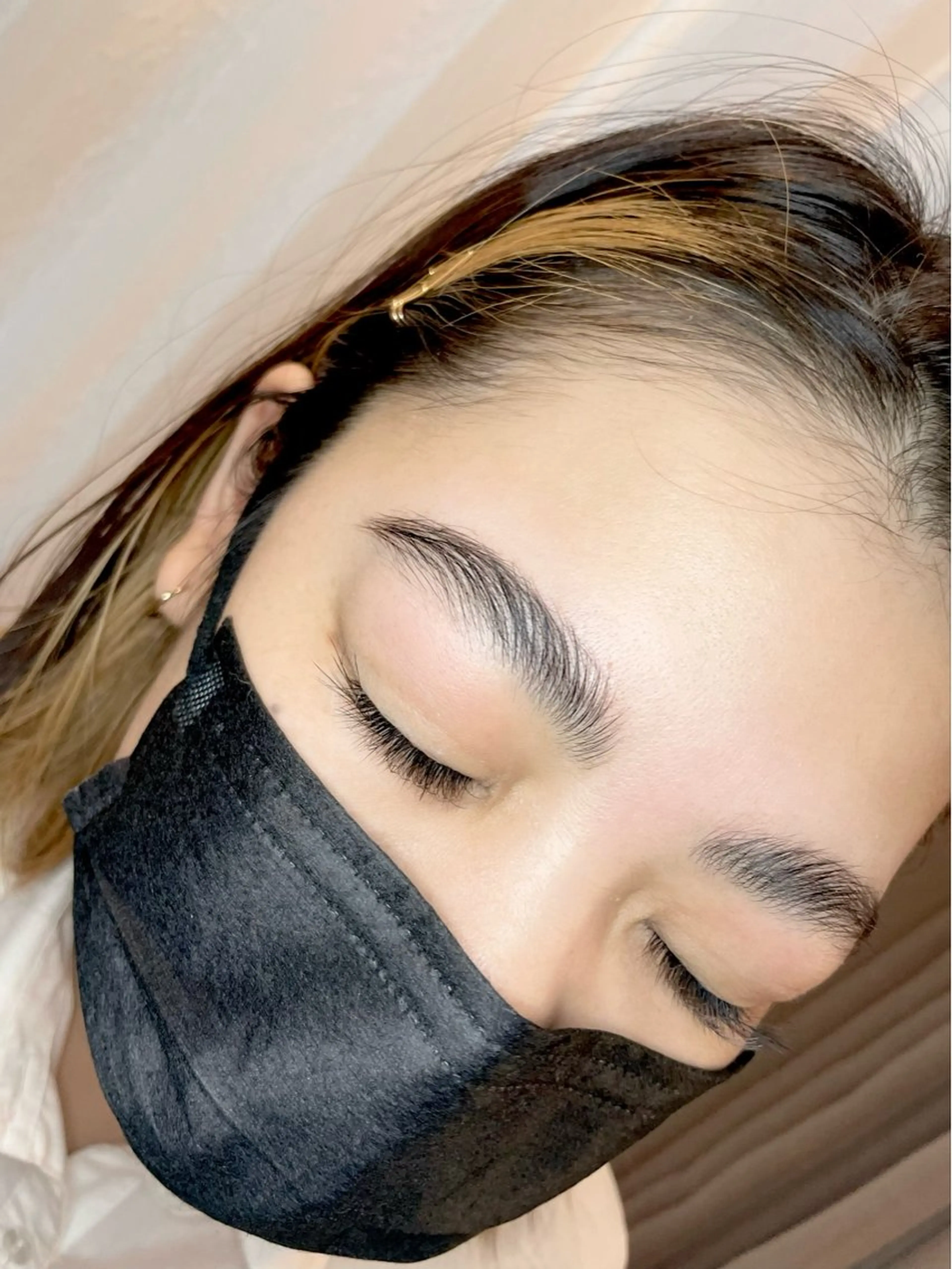 アイブロウ ハリウッドブロウリフト 眉毛ワックス脱毛 YUNIKO eyelashのマツエク・マツパデザイン