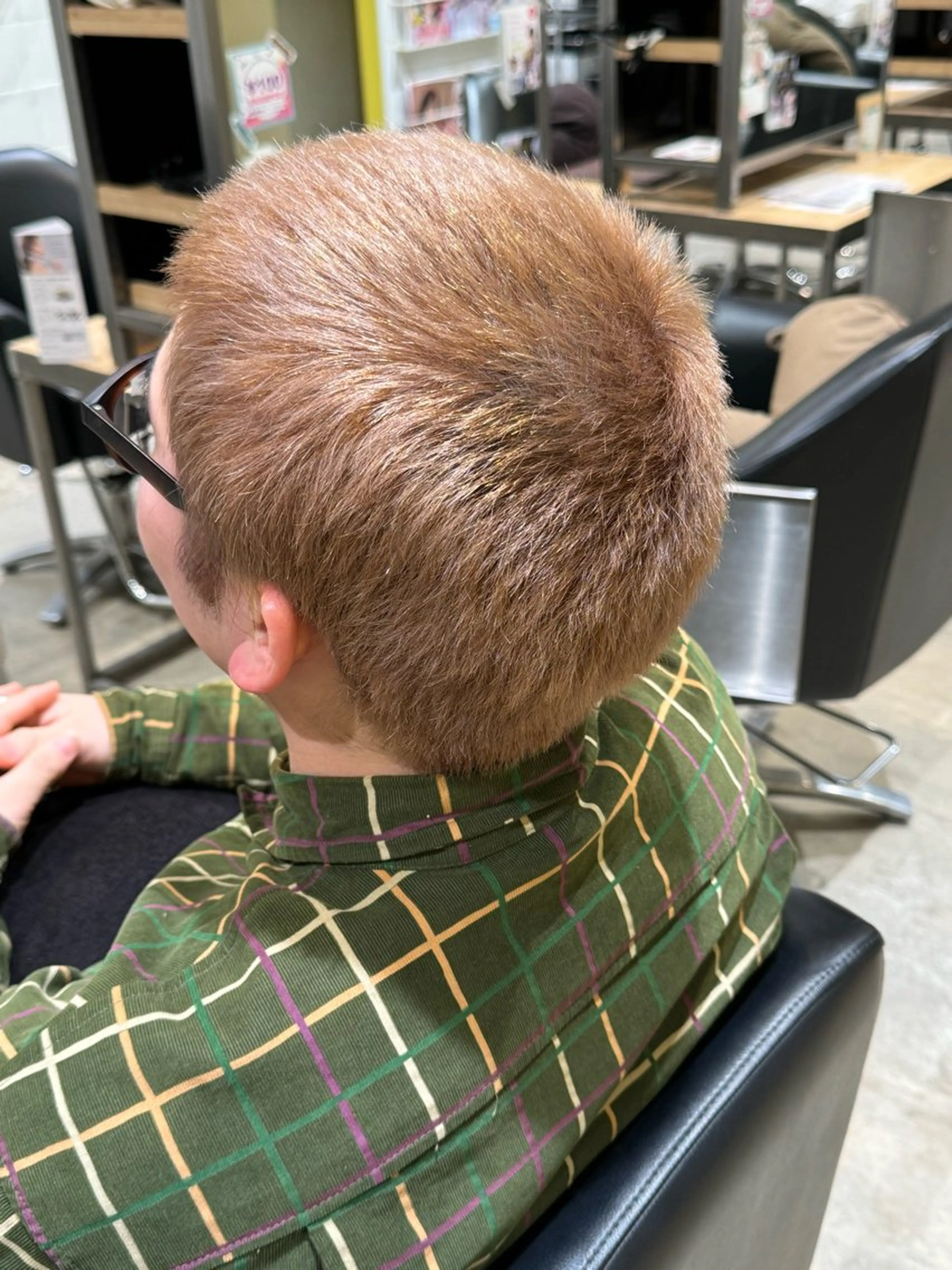 カラー ベージュカラー ヘアカラー 大谷 央翔のヘアスタイル