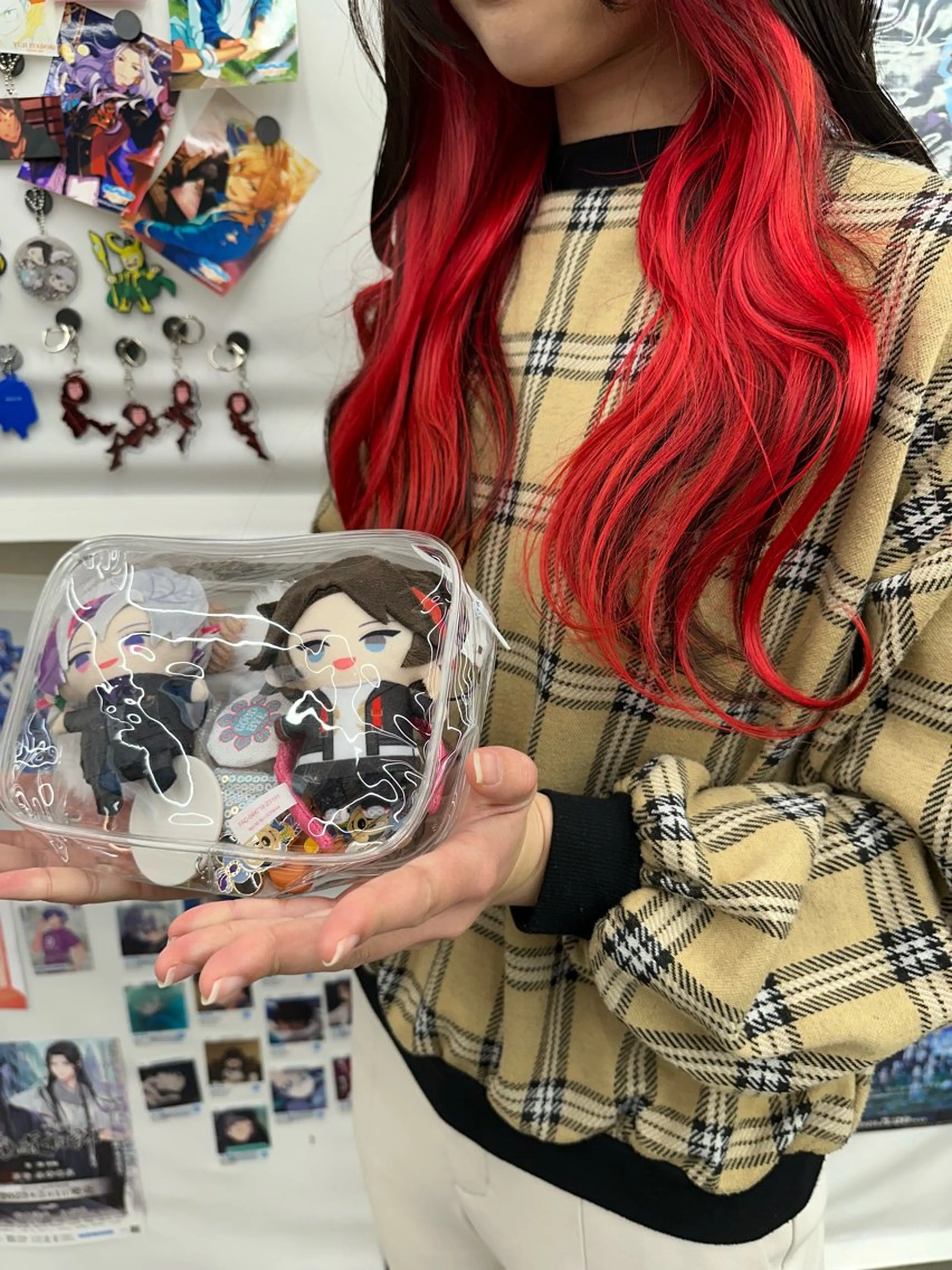 セミロング カラー ブリーチ ケアブリーチ グラデーションカラー インナーカラー レッドカラー ヘアカラー あらげ 🌈推しカラー🌈ᵕのヘアスタイル