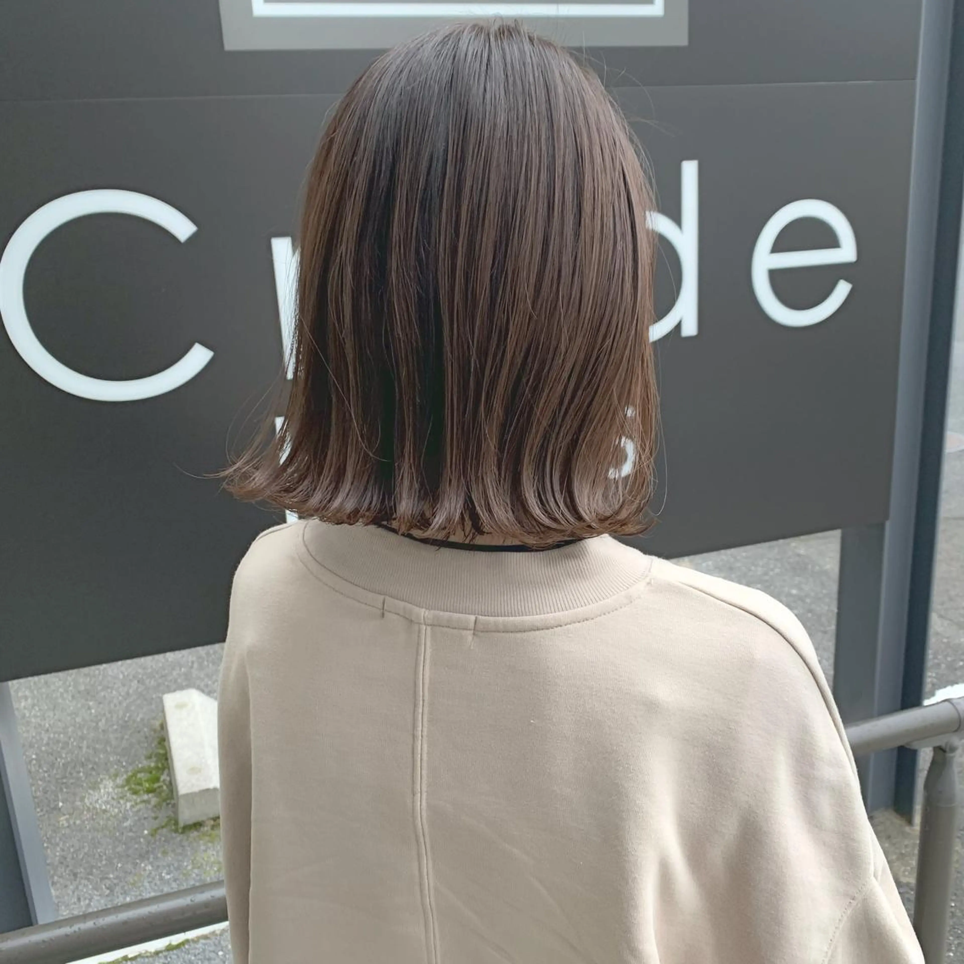 ショート カラー ヘアアレンジ ベージュカラー フォギーベージュ カット ヘアカラー トリートメント 前田 善夫のヘアスタイル