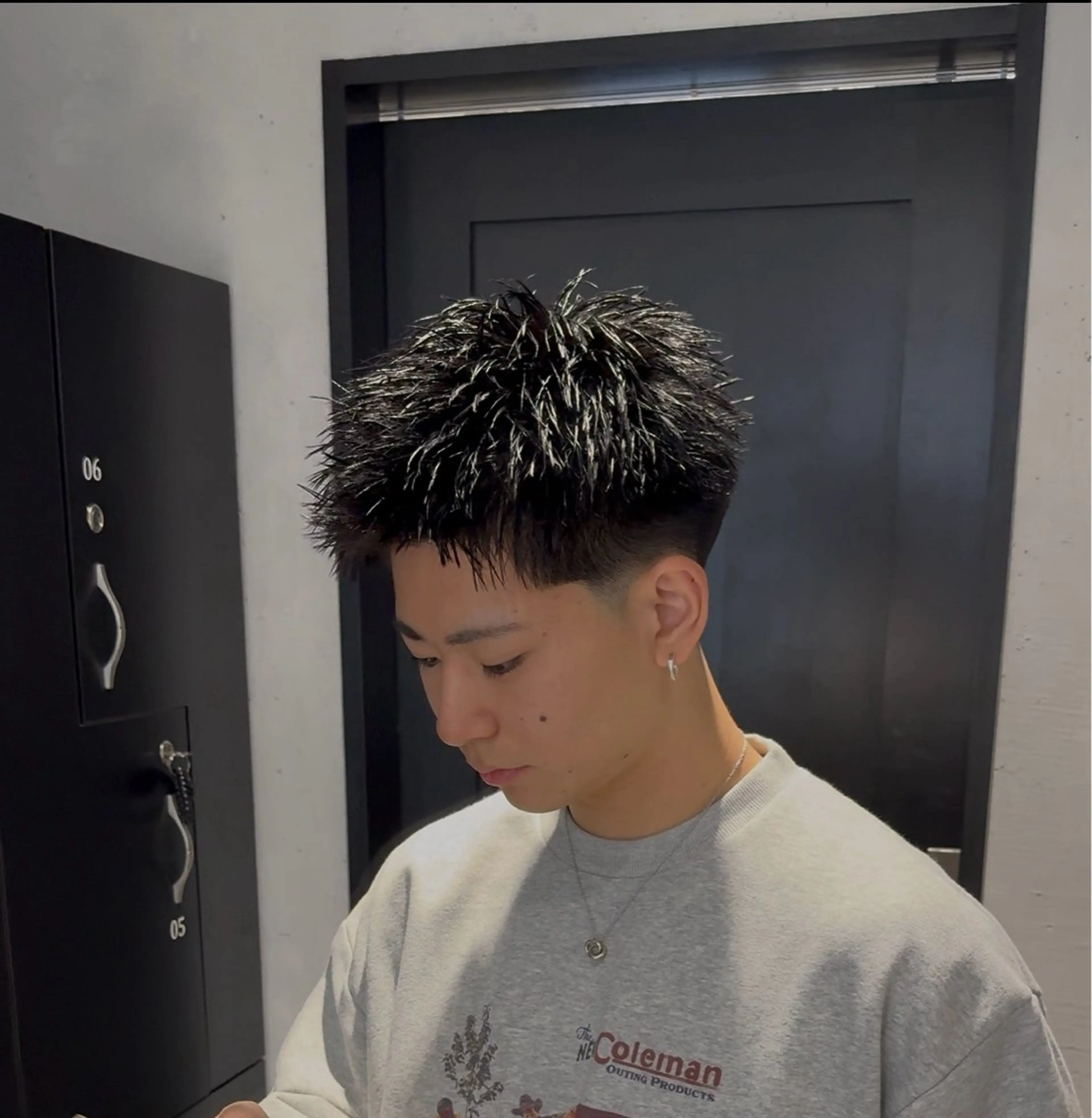 メンズ カット SALOWIN梅田茶屋町North店所属・岡田/メンズ特化/パ ーマ&ショートのプロのヘアスタイル