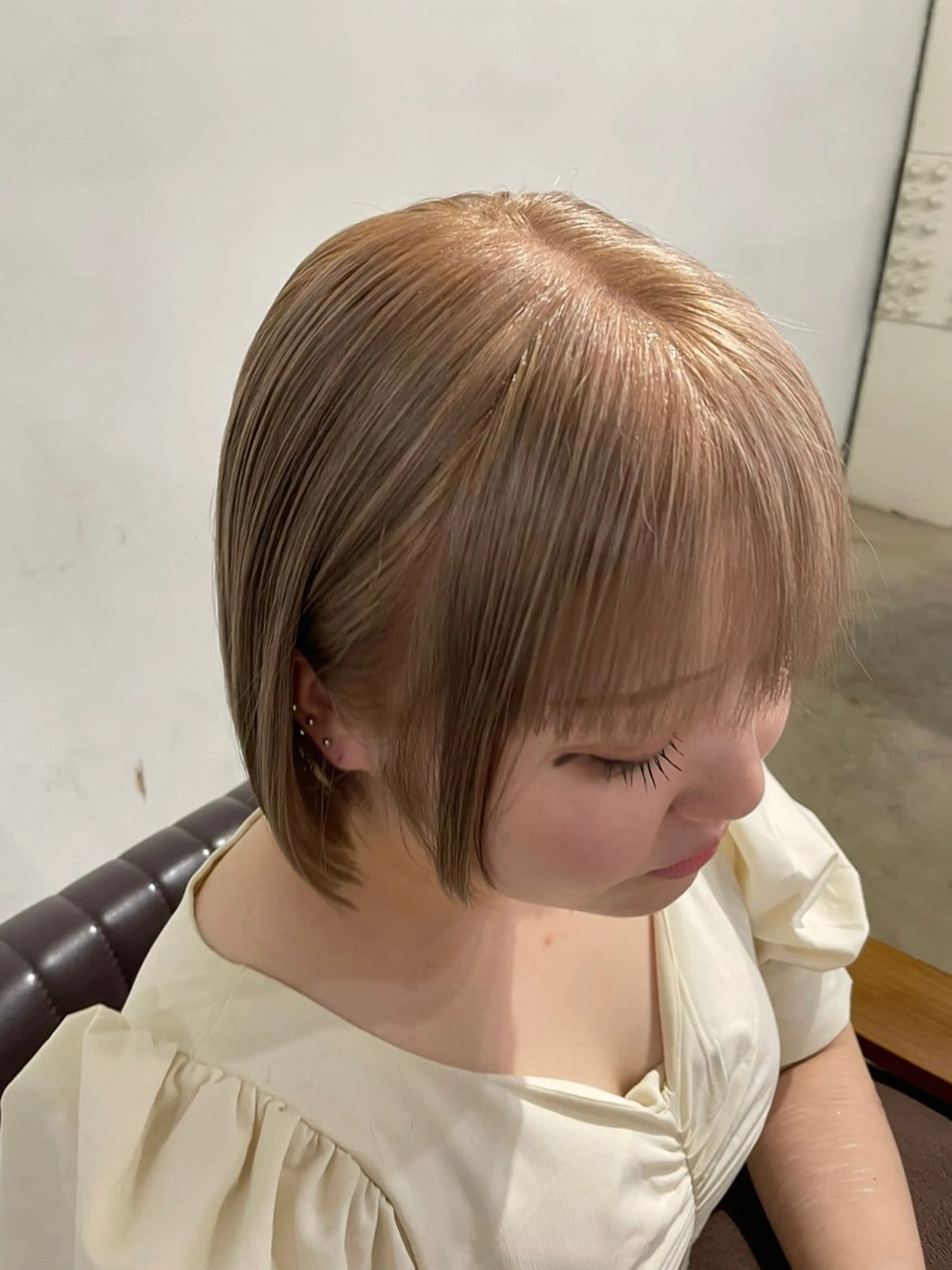 ショート カラー こだわりケアブリーチ 🎨　金田　悠吾のヘアスタイル