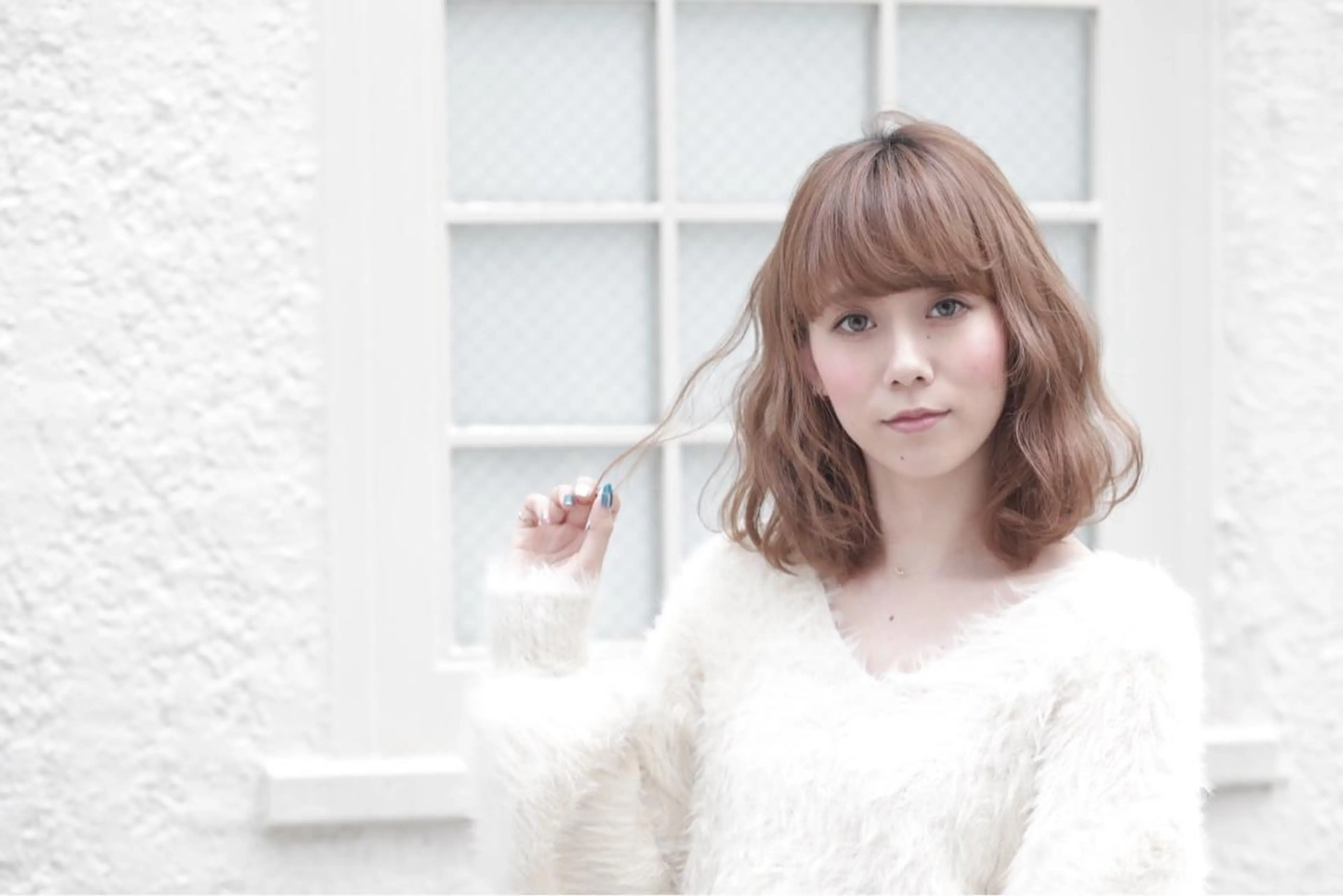 ミディアム カラー 透明感カラー カット ヘアカラー トリートメント 渡辺 加菜子のヘアスタイル