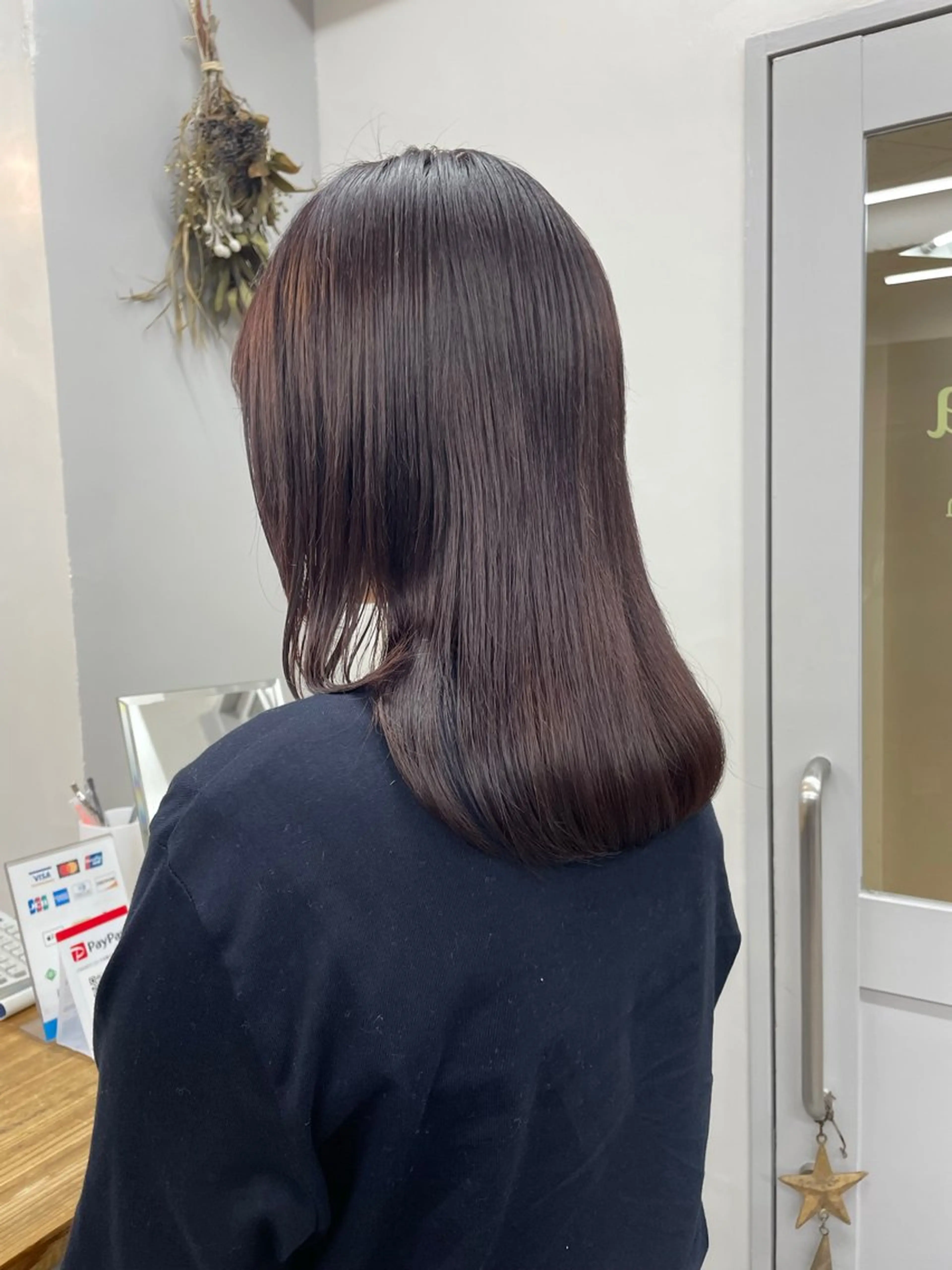 セミロング カラー 🌸柔らかハイトーン 🧃Shionのヘアスタイル