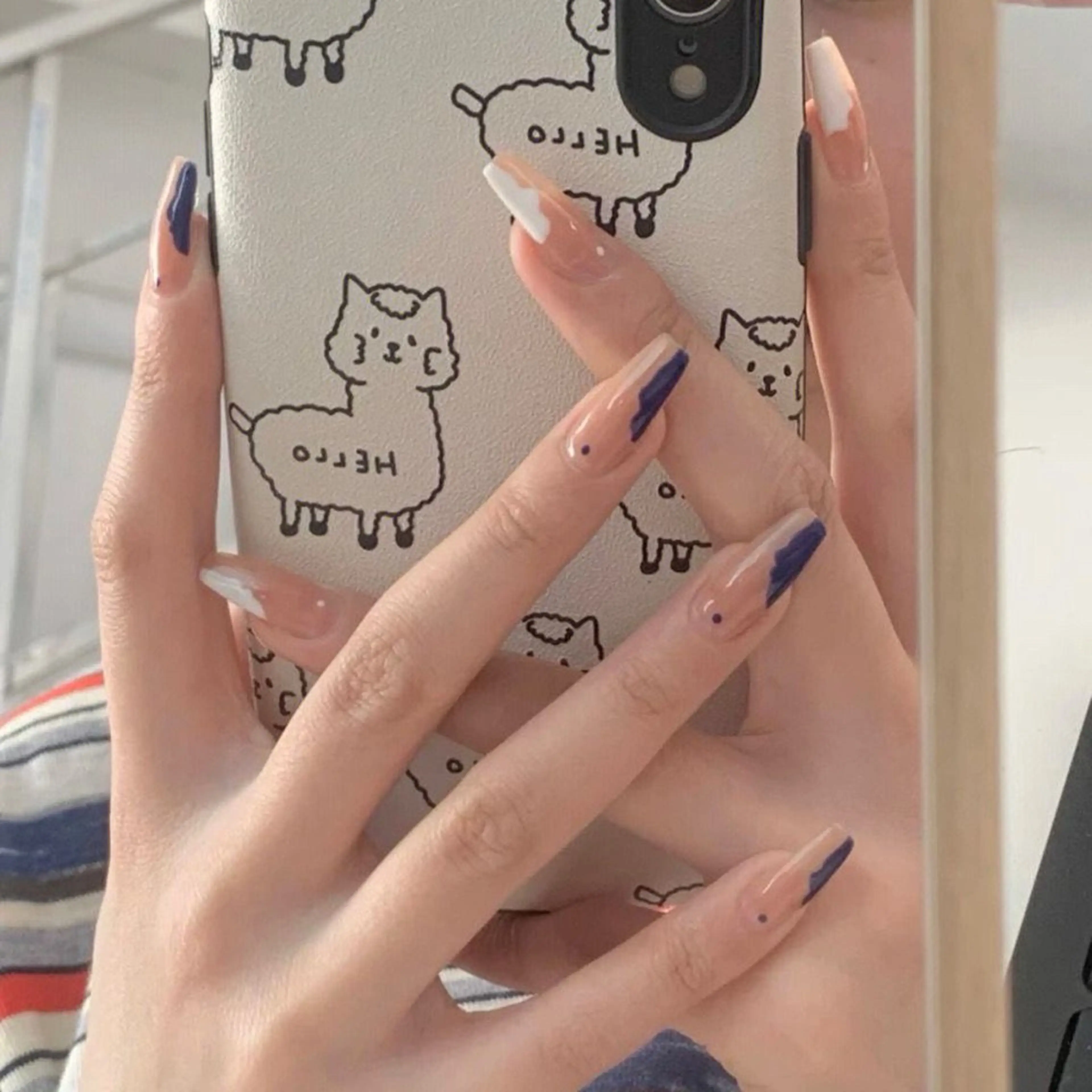 ネイル す すのネイルデザイン