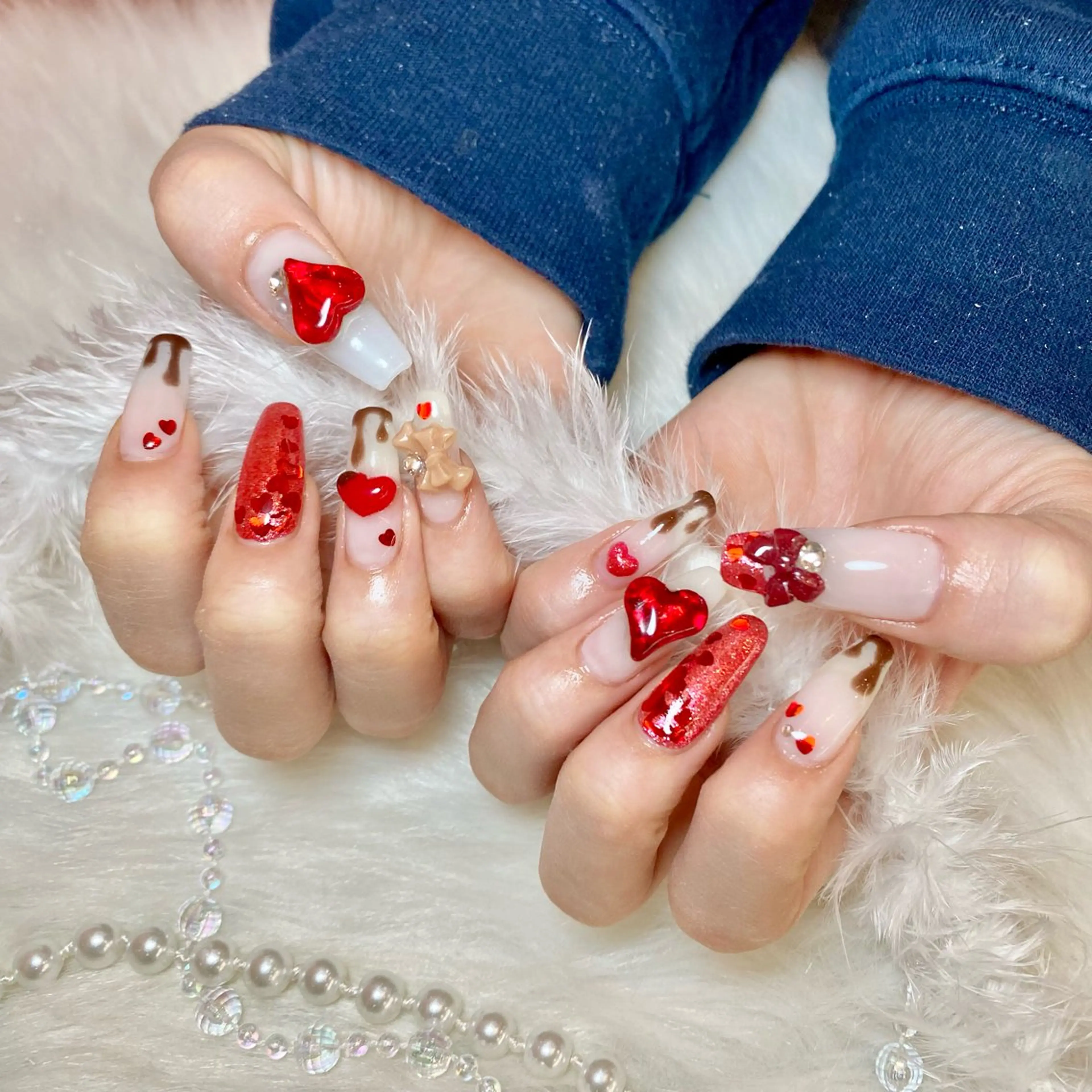 ネイル アートネイル バレンタイン mio nail TANIのネイルデザイン