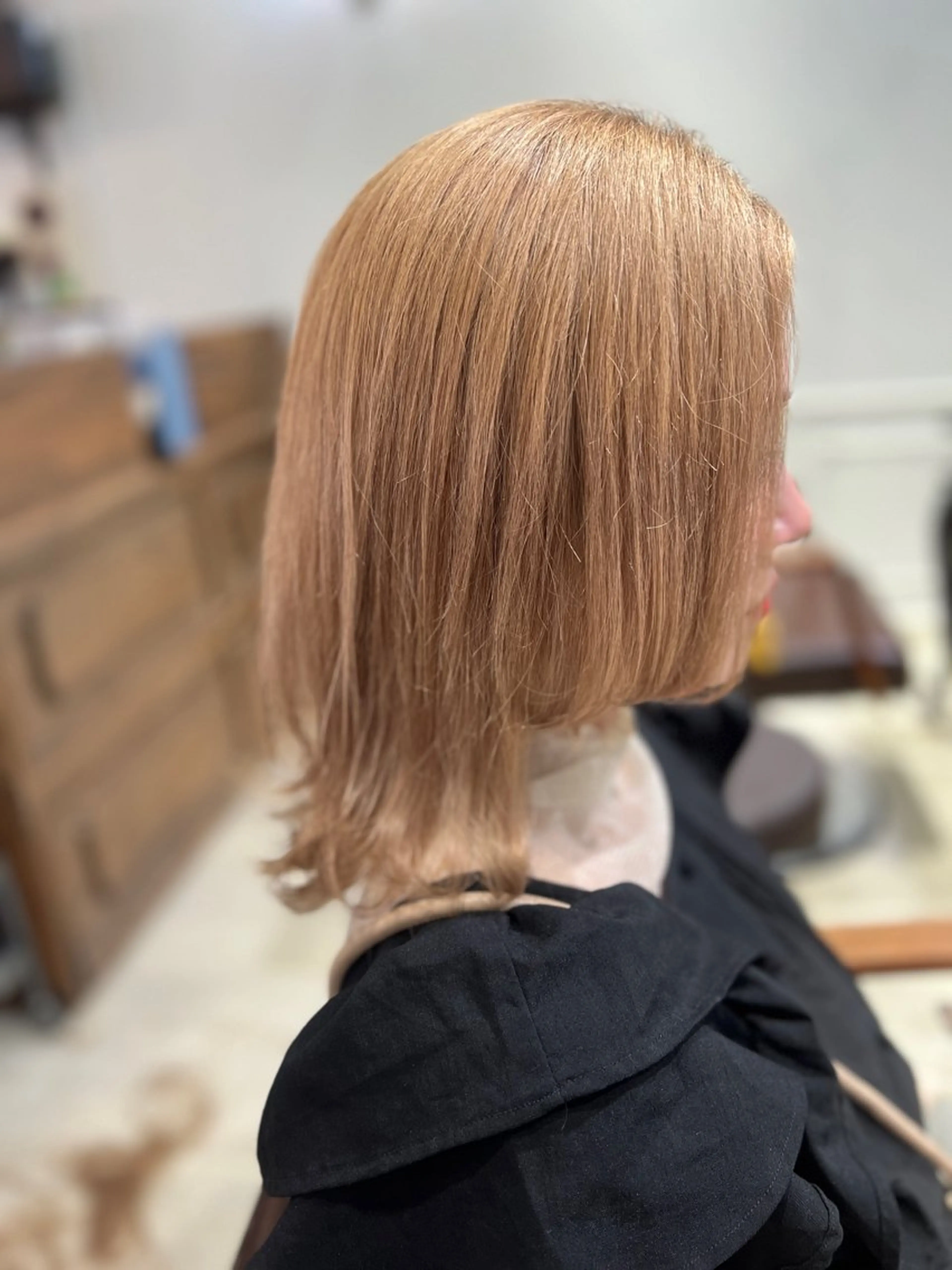 ミディアム カット 韓国風レイヤー ∕ 大隣 里桜のヘアスタイル