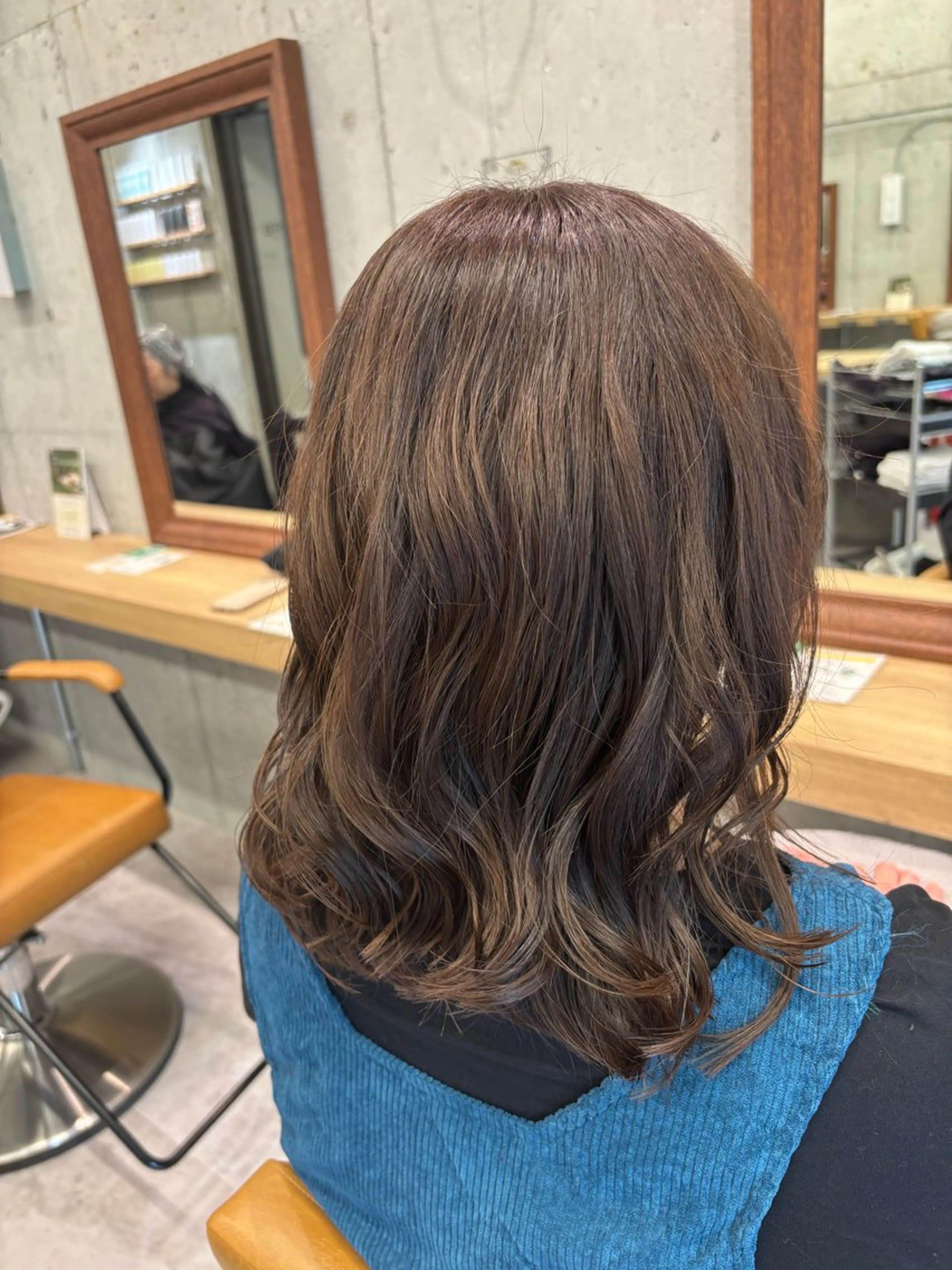 ミディアム ヘアカラー ユイナ カラーモデル大募集のヘアスタイル