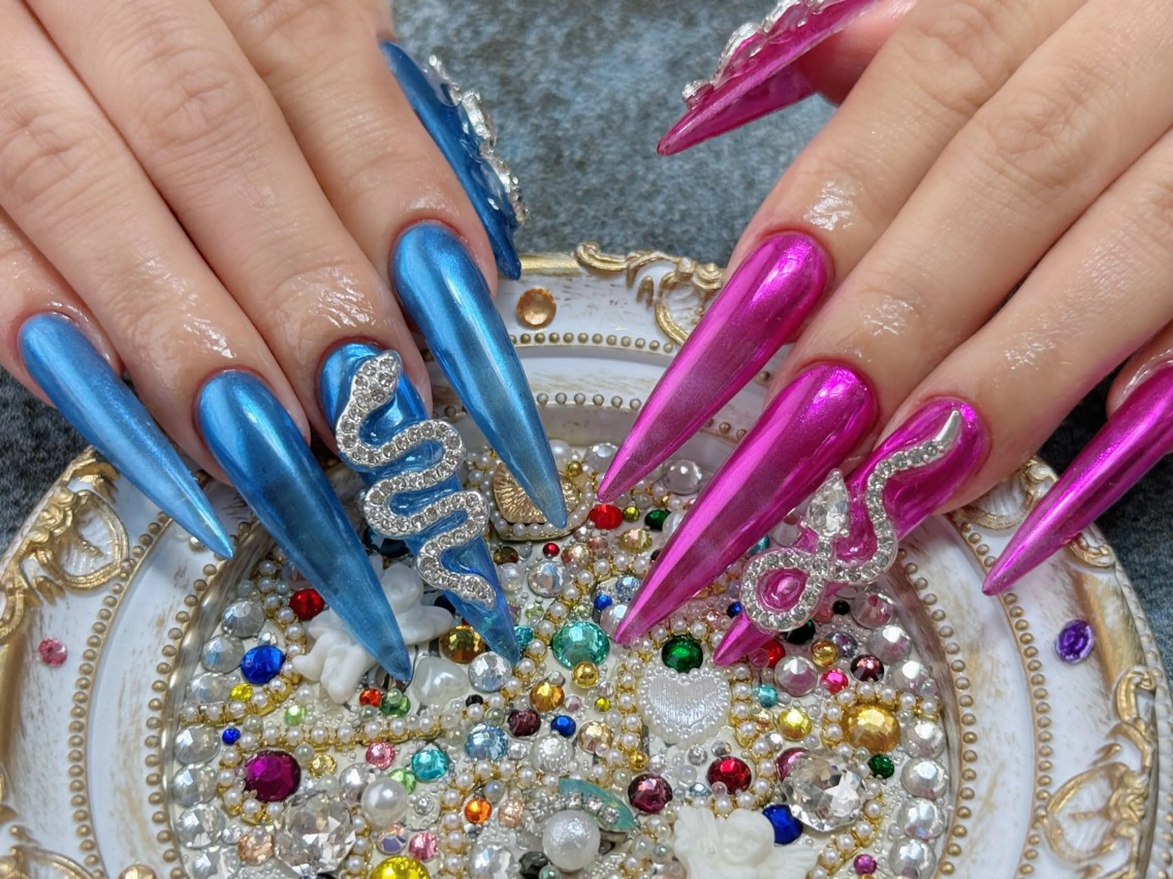 ロング ハンドネイル Rola kira nail salon所属・Rola kira 麗のネイルデザイン