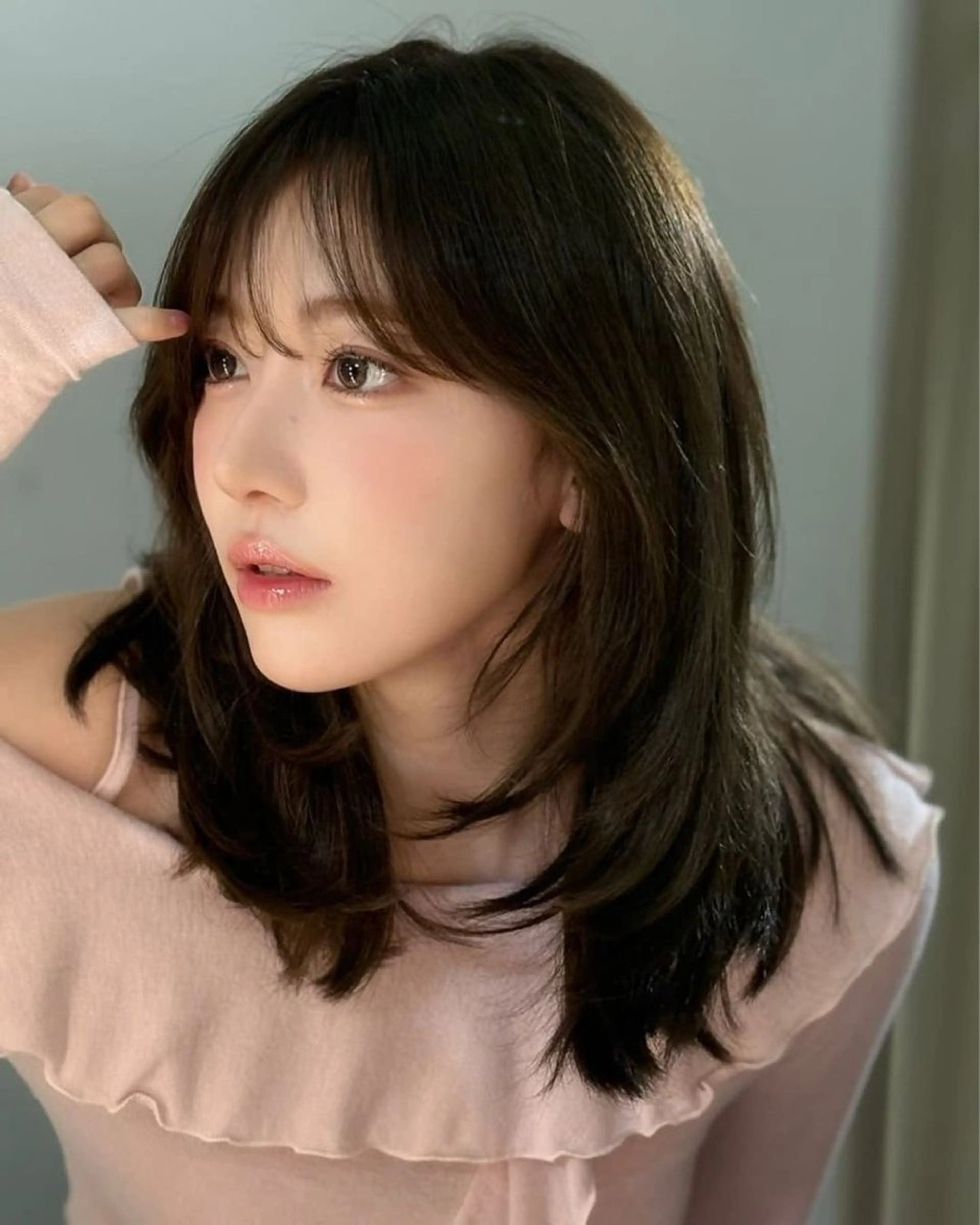 ミディアム ボブ SAYAKA🩶 レイヤー韓国ヘア新宿のヘアスタイル