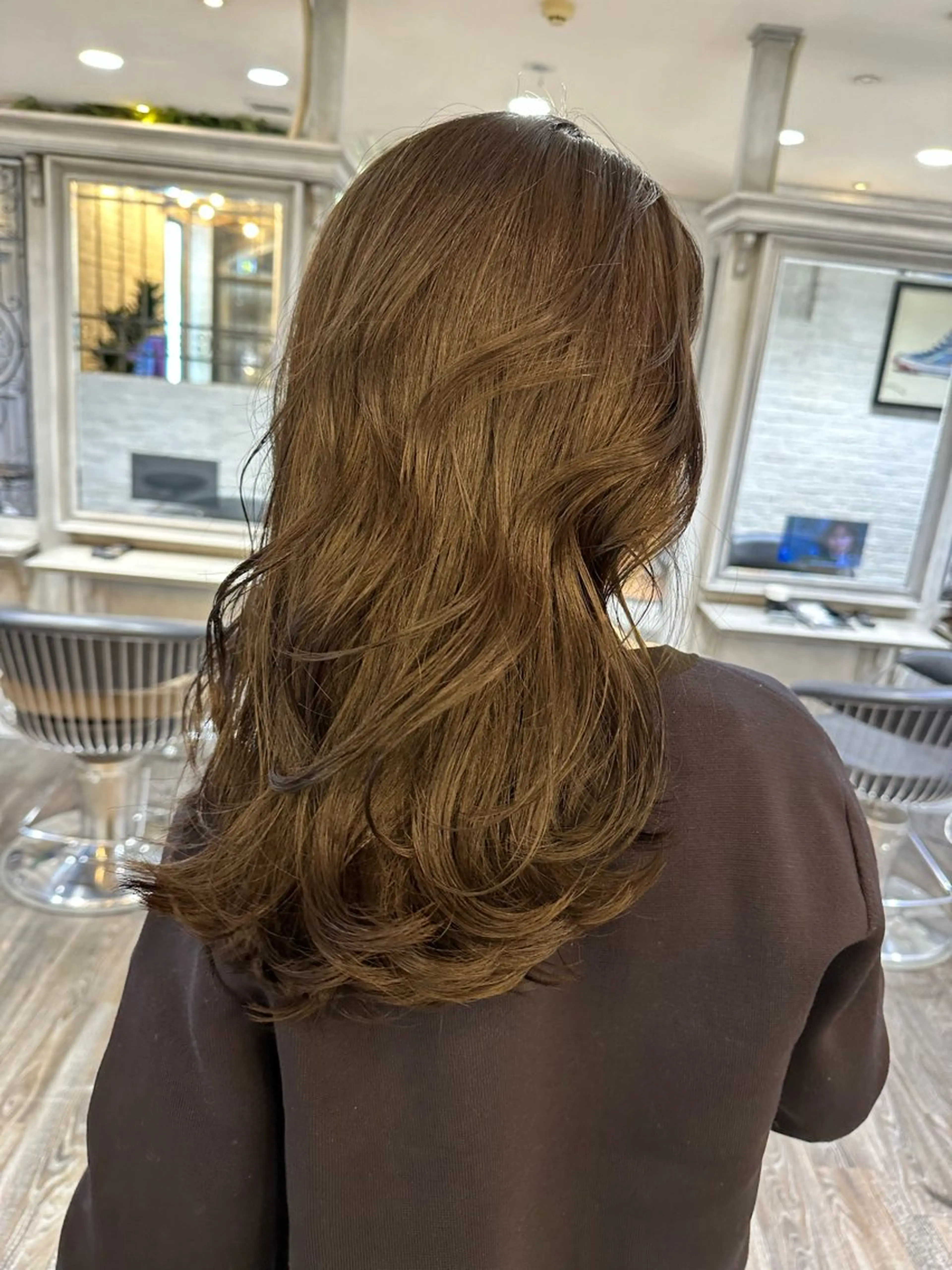 ロング issa academyのヘアスタイル
