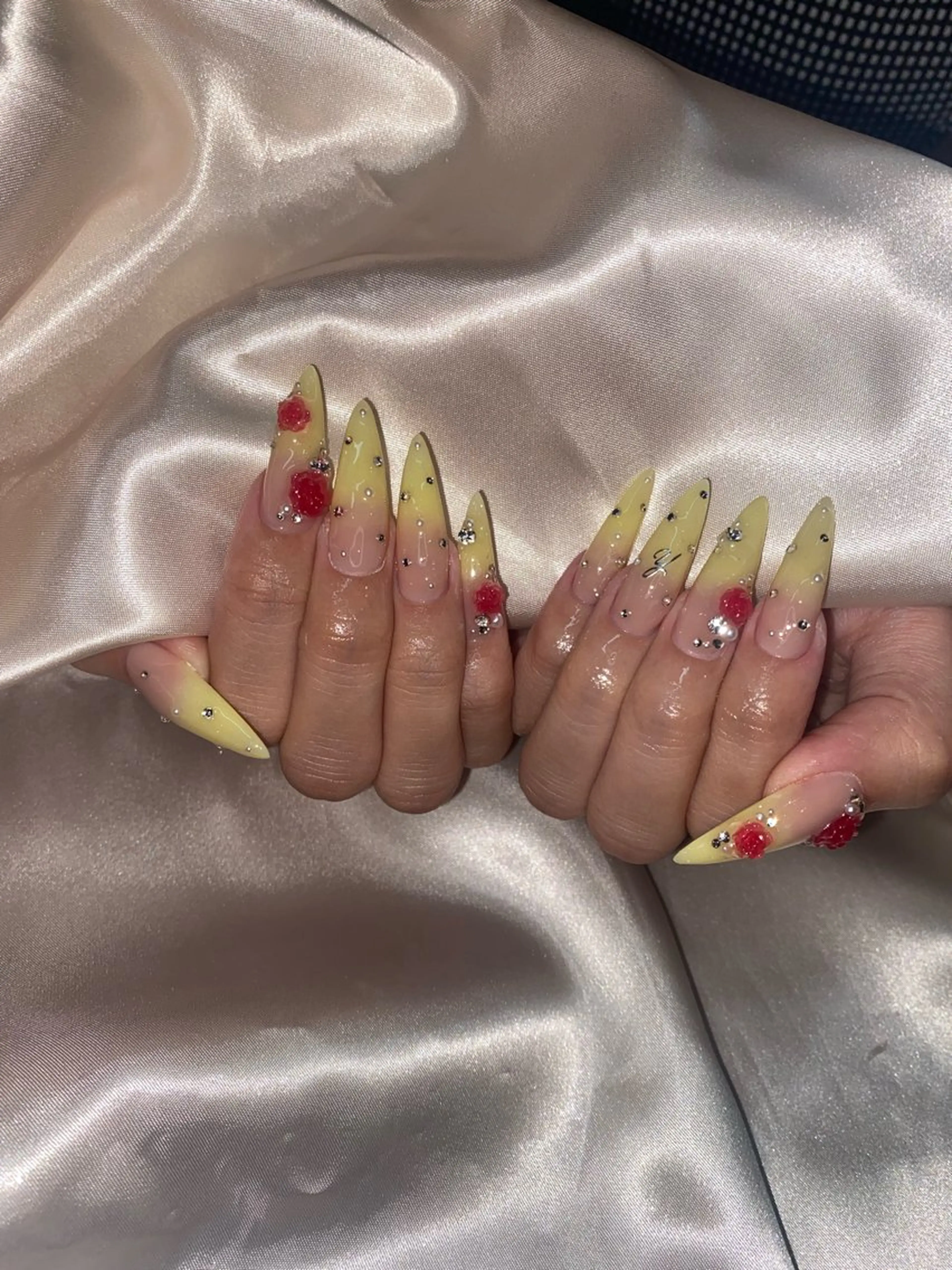 ネイル ハンドネイル la vie Luire所属・la vie Luire アスカのネイルデザイン