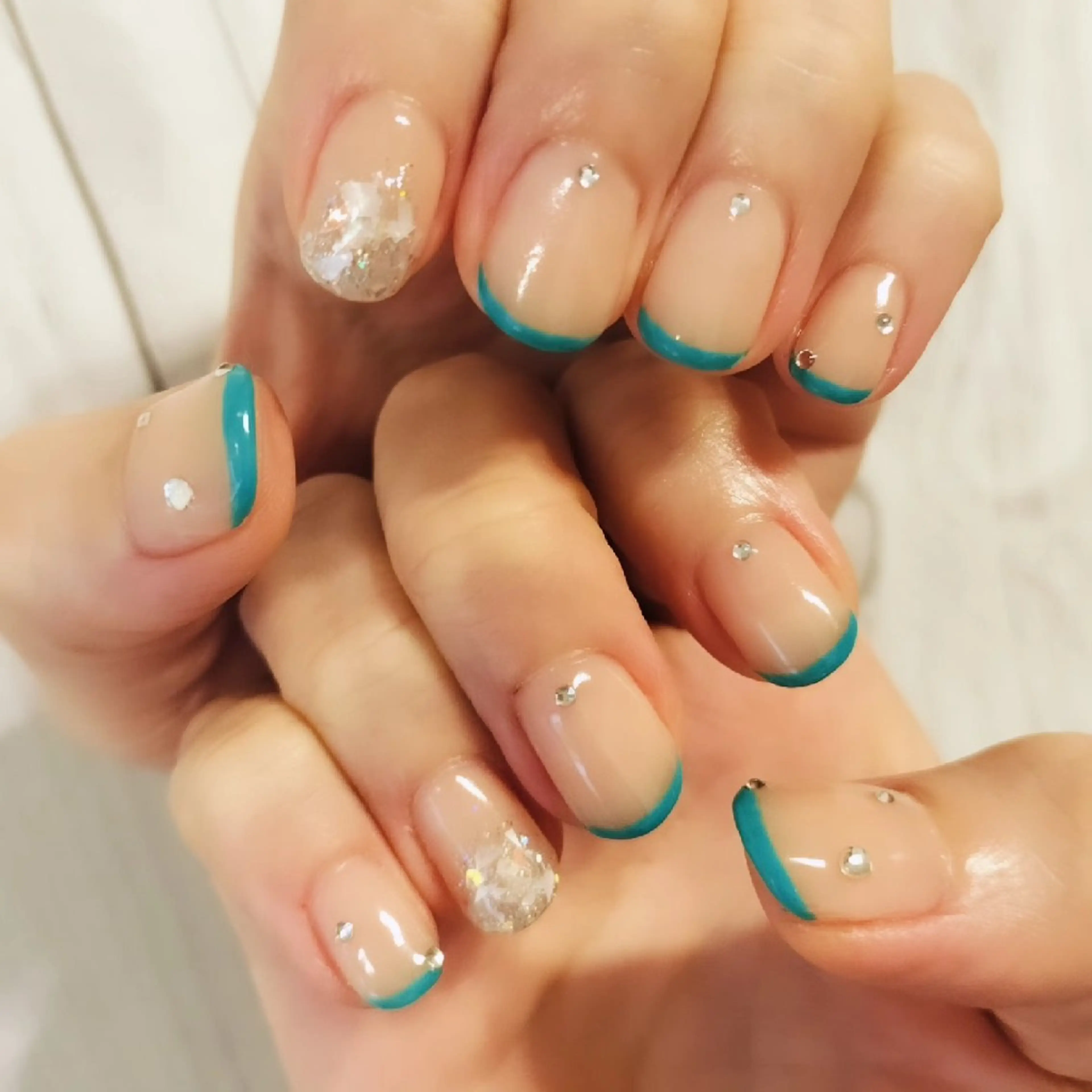 ネイル フレンチネイル ハンドネイル EmaNail肥後橋所属・EmaNail  MAKIのネイルデザイン